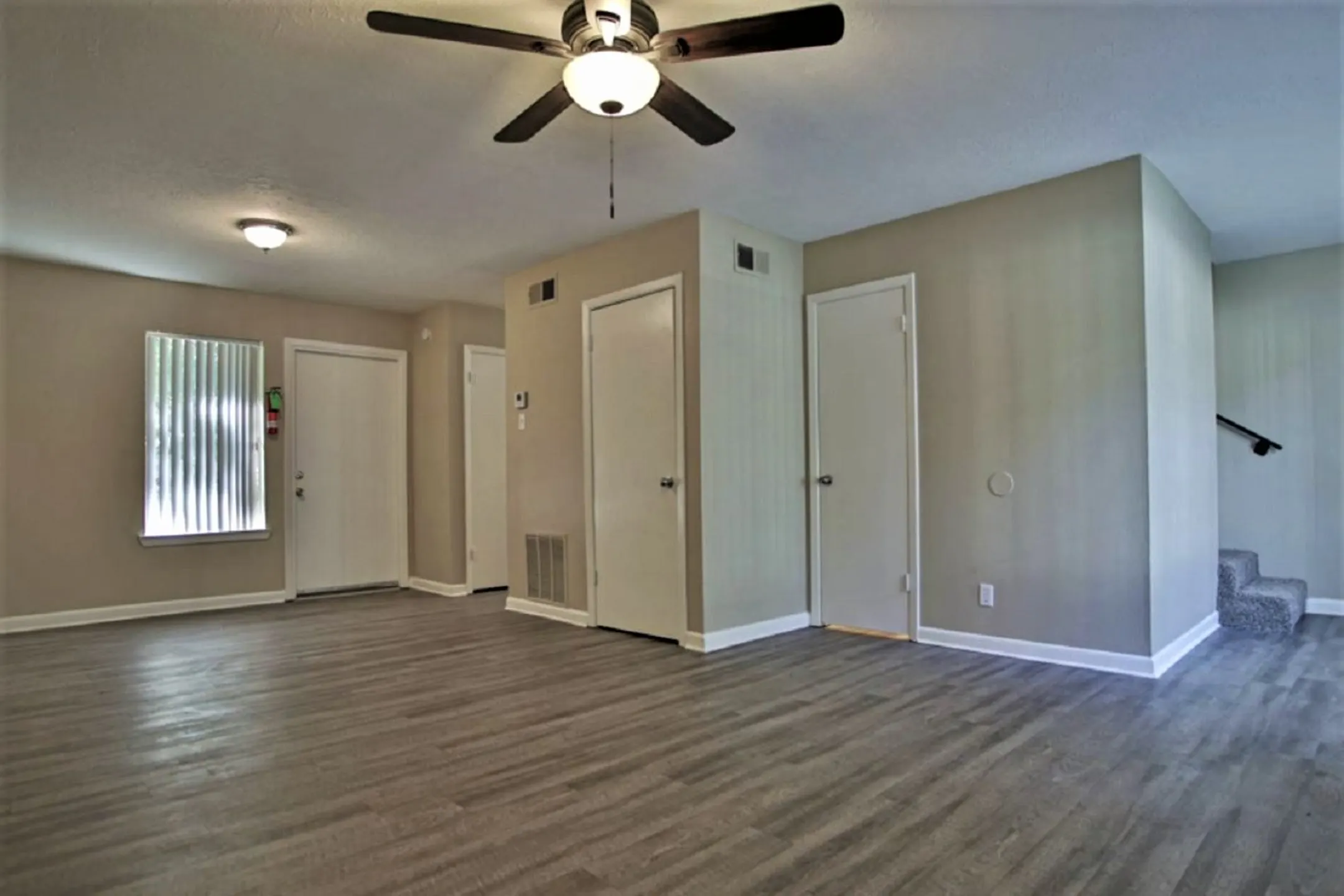 Misty Hollow Townhomes Apartments Pineville, LA 71360