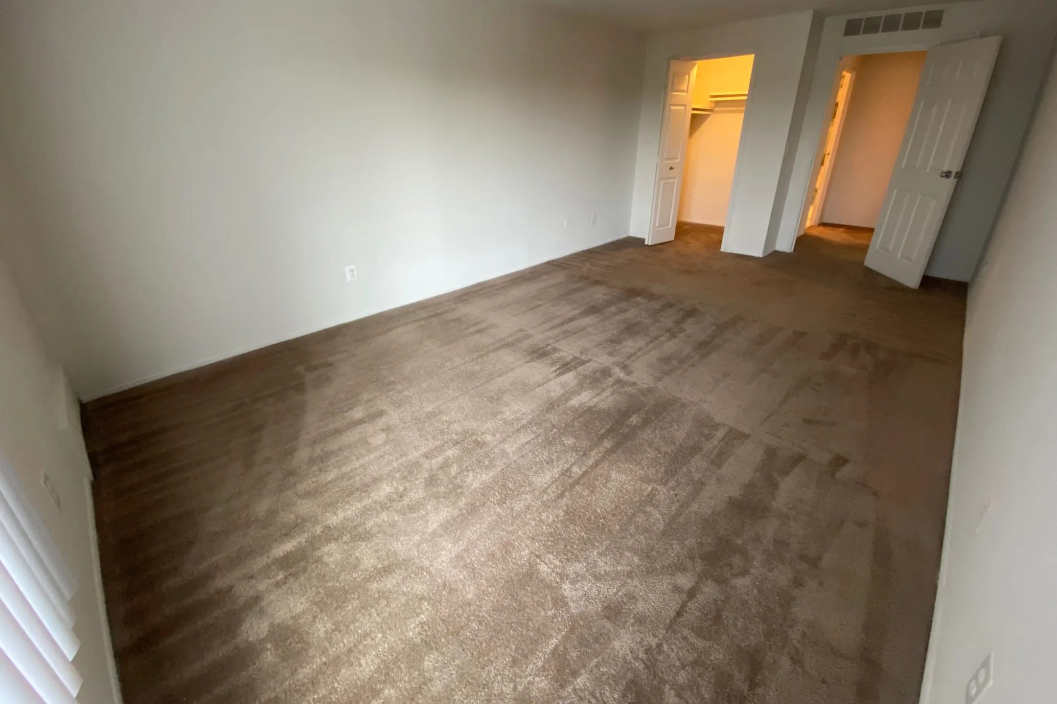 The Franklin 28675 Franklin Rd Southfield, MI Apartments for Rent