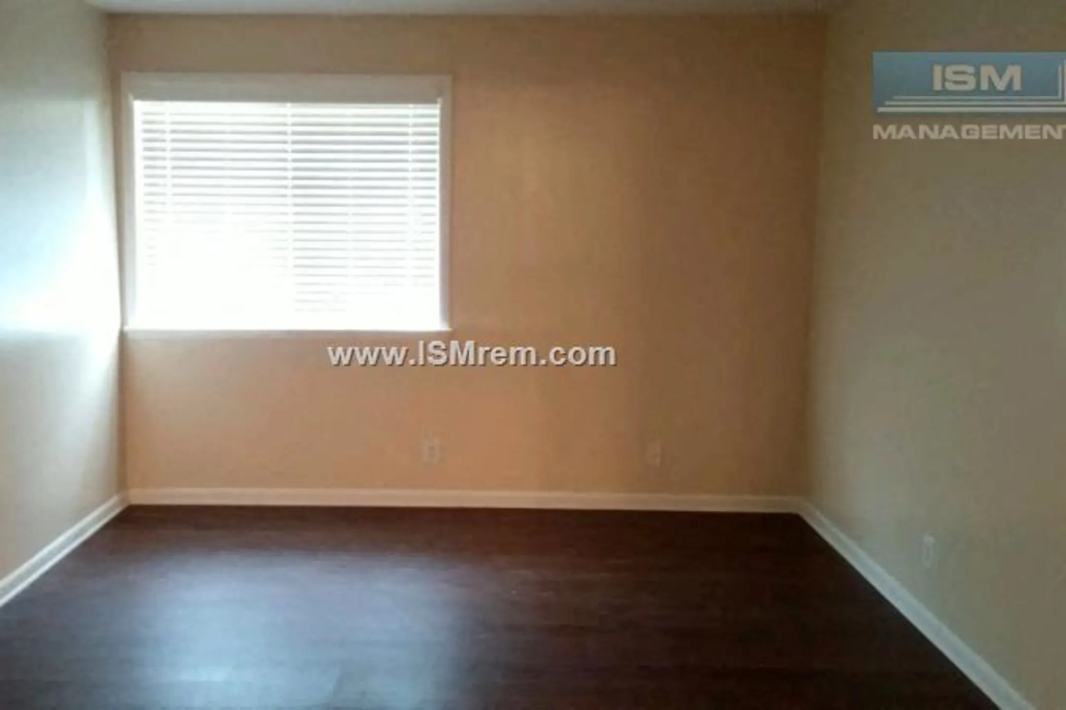 Oak View Apartments 1249 Hampshire Pike Columbia, TN Apartments for