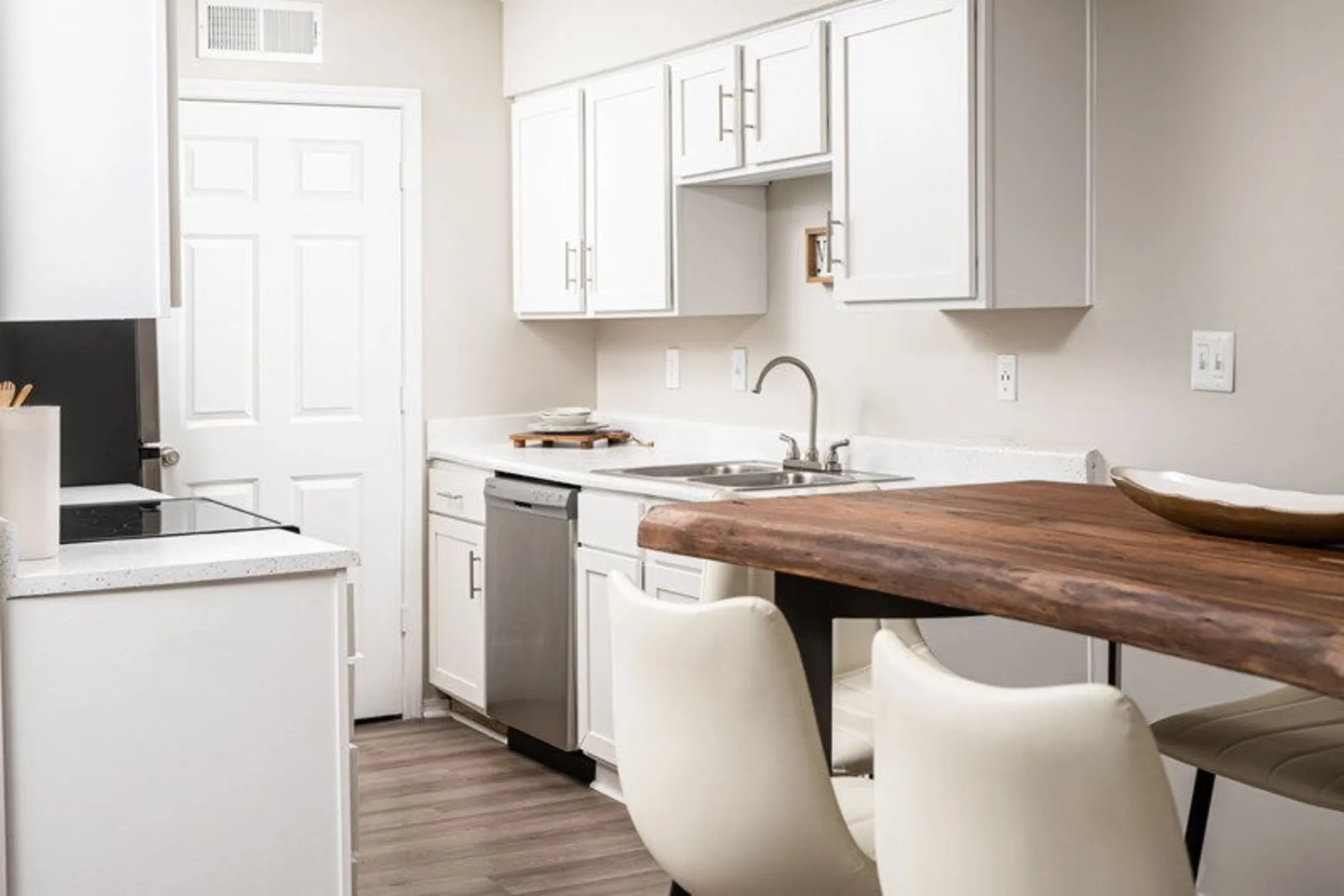 Lakeside Vintage Apartments Robinsonville, MS 38664