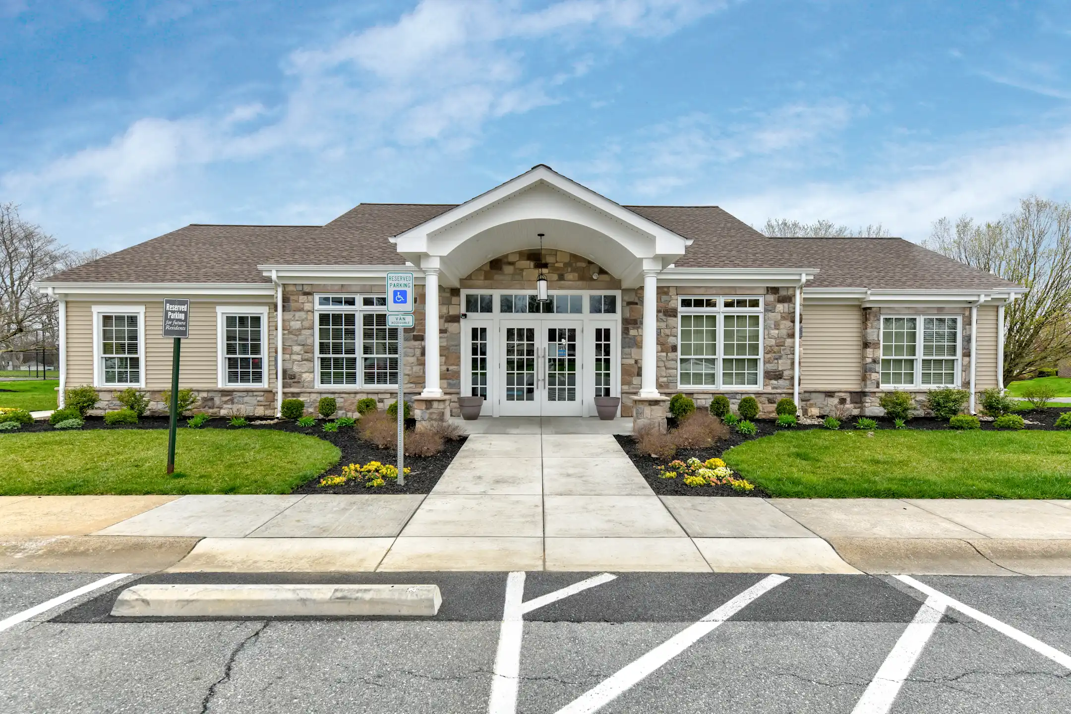 Clubhouse - Oakview Estates - Lancaster, PA