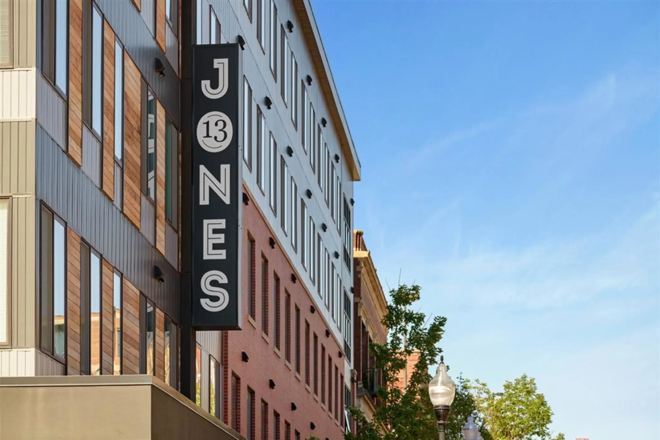 Building - Jones 13 - Omaha, NE