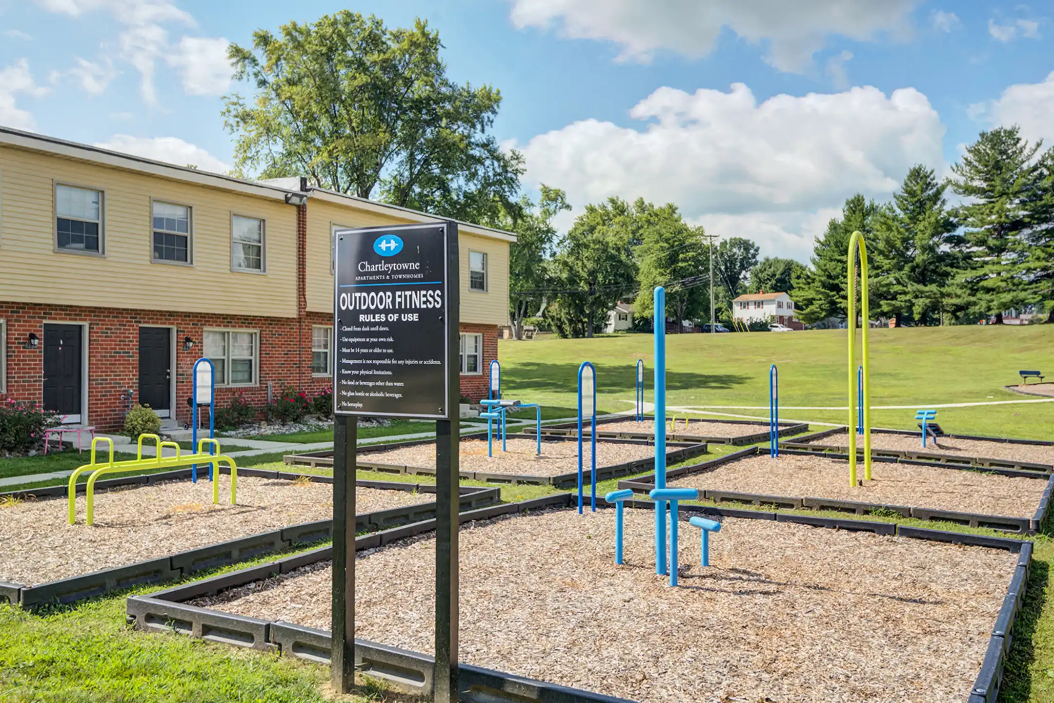 The Village at Chartleytowne Apartments & Townhomes 401 Chartley Park