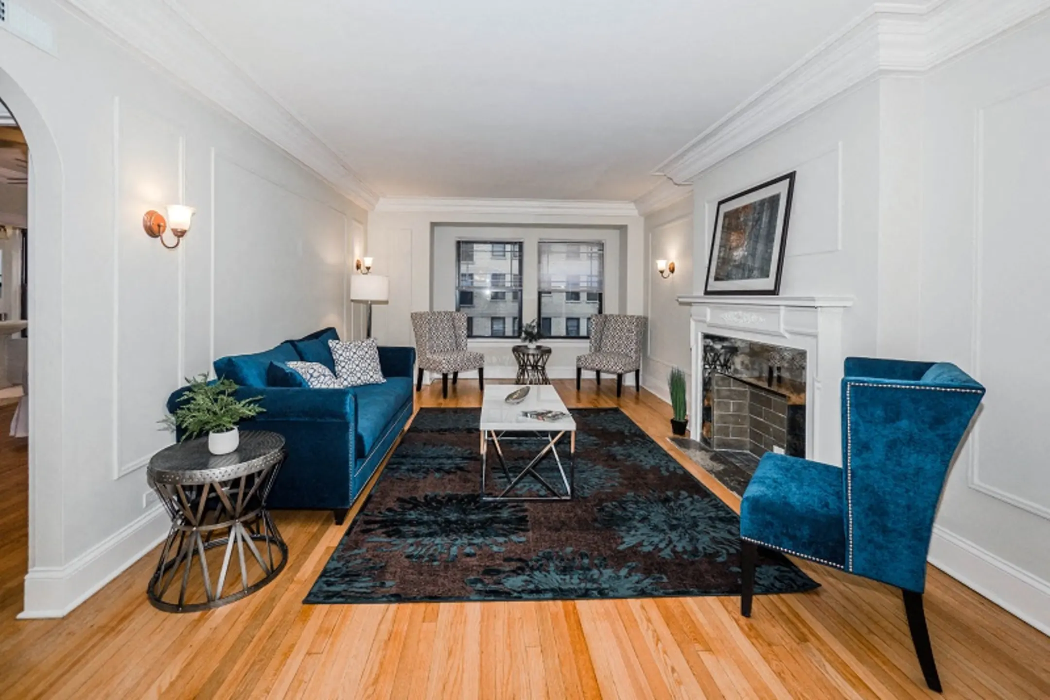 Living Room - The Chatelaine - Chicago, IL