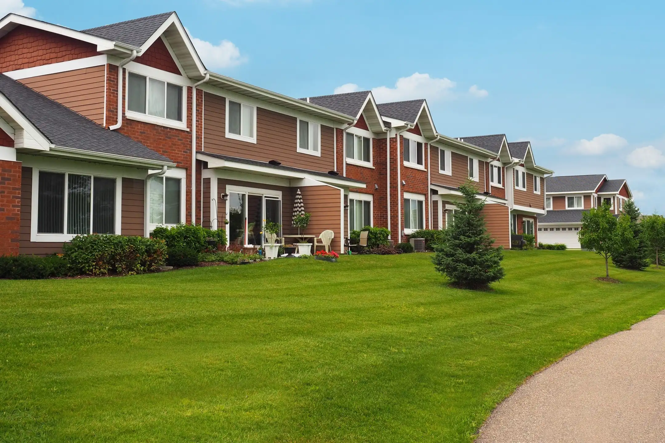 Albertville Meadows Apartments 10732 County Road 37 NE Albertville