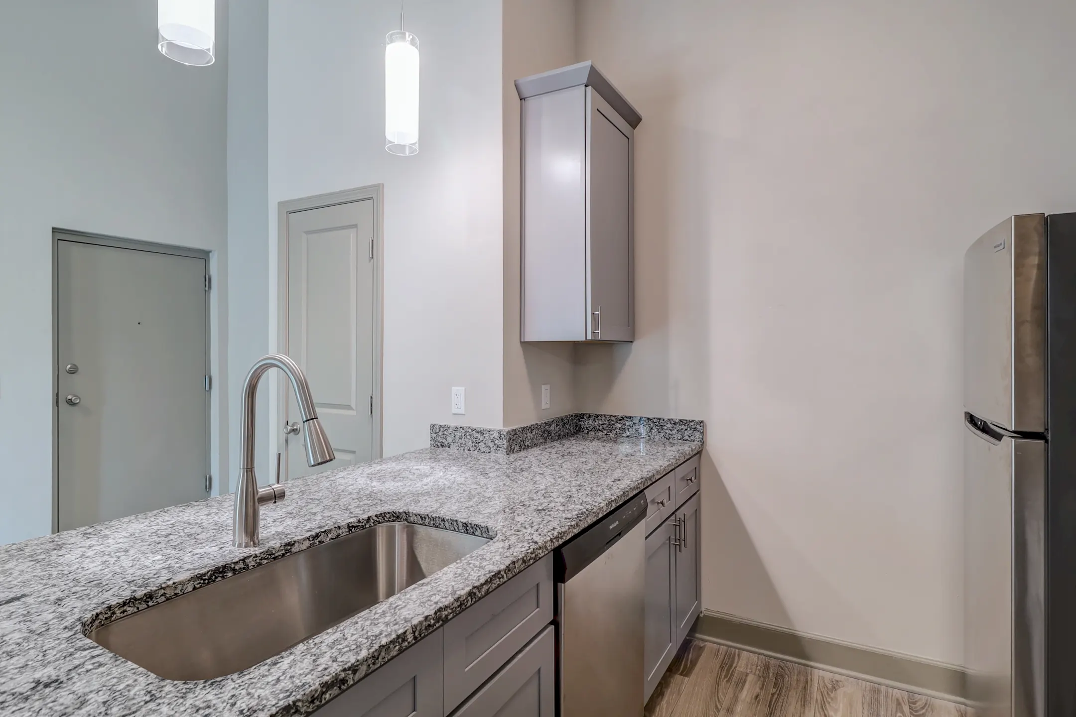 Kitchen - River Walk Savannah Apartments - Savannah, GA
