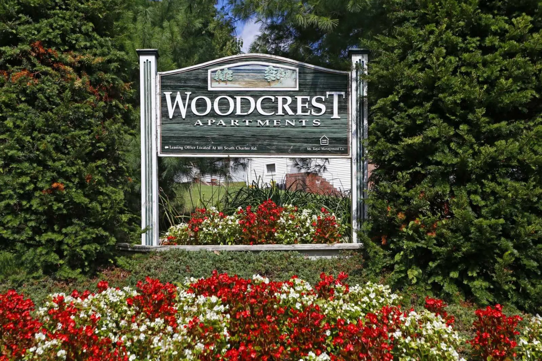 Community Signage - Woodcrest Apartments - Glen Burnie, MD