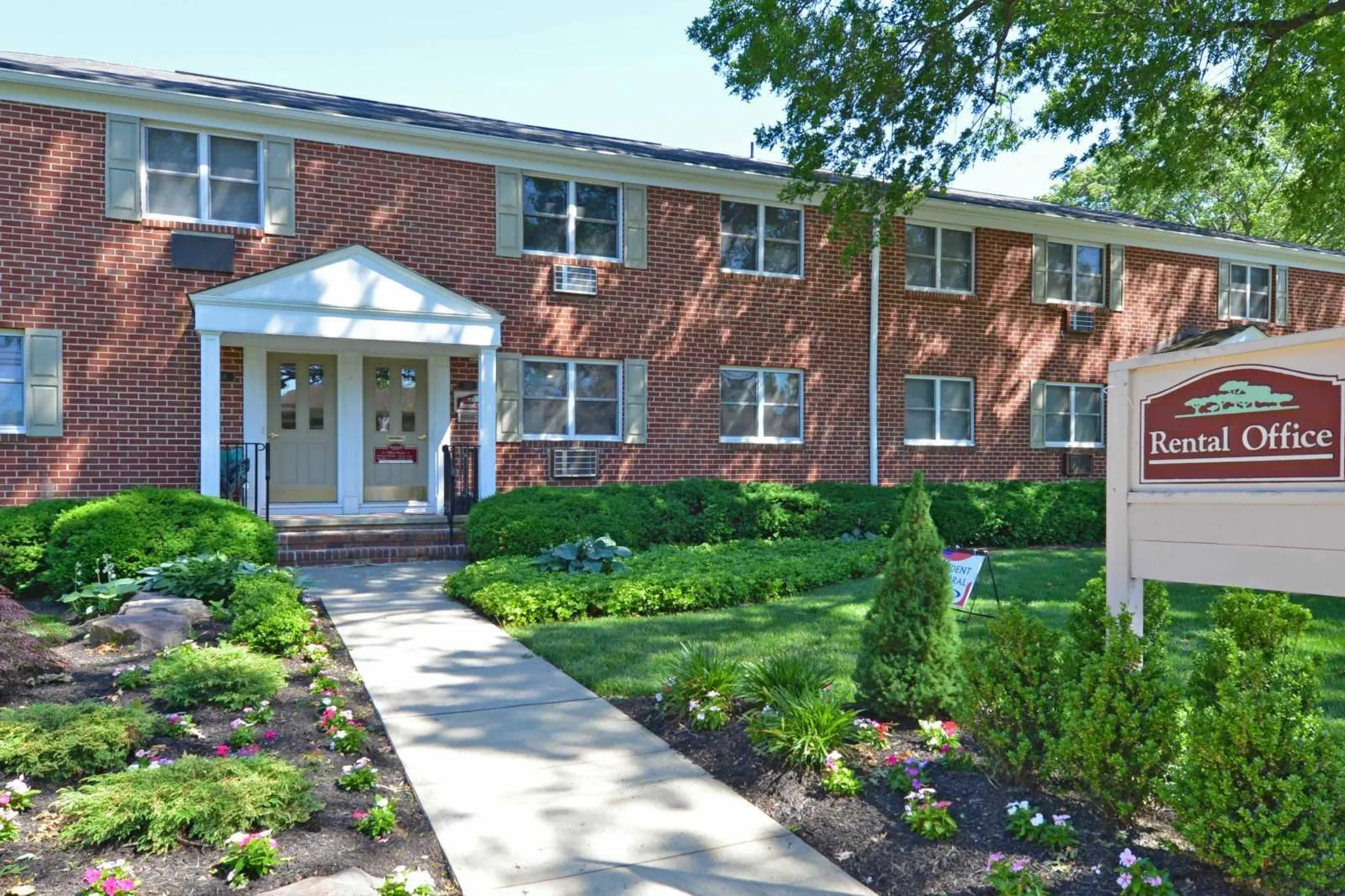 Wingate Apartments Hamilton Nj