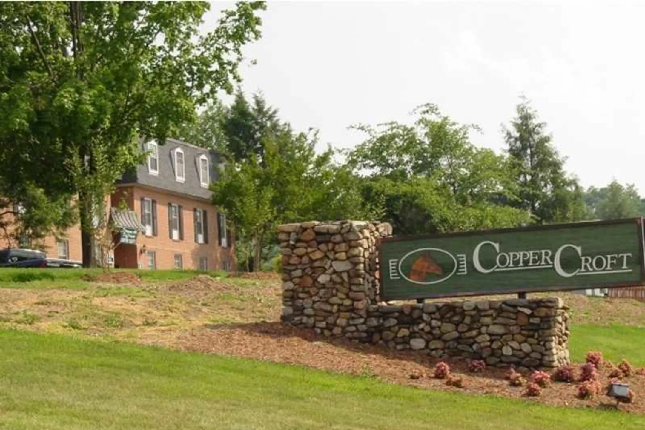 Community Signage - Copper Croft Apartments - Roanoke, VA