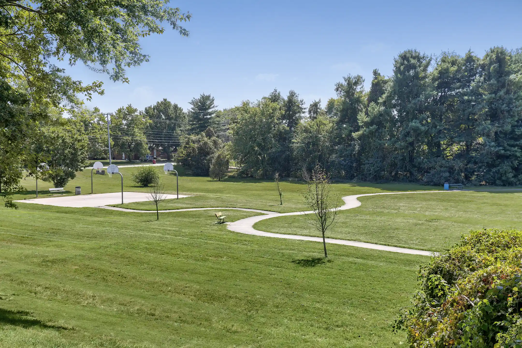 Lexington Village Apartments Clarksville, TN 37042