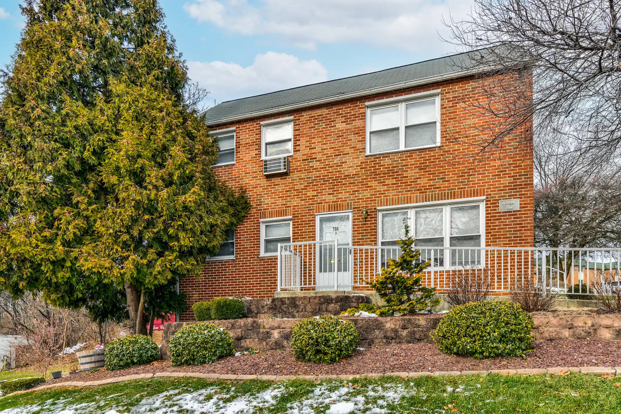 Willow Crest 714 Woodbury Ln Whitehall, PA Apartments for Rent Rent.