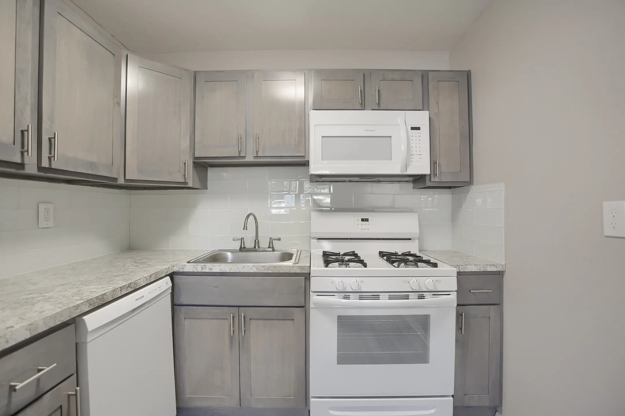 Edgewood Apartments Apartments Ambler, PA 19002