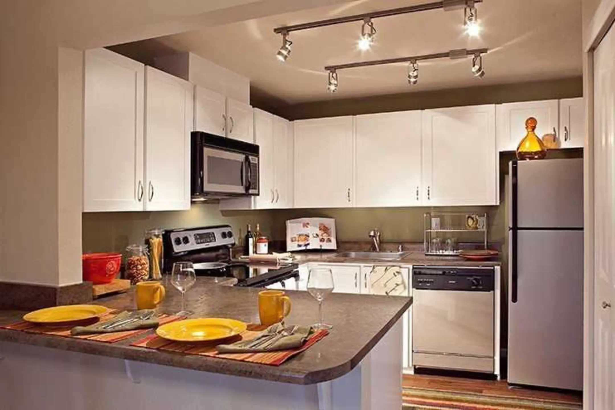 Edgewood park apartments apartments bellevue wa 98007
