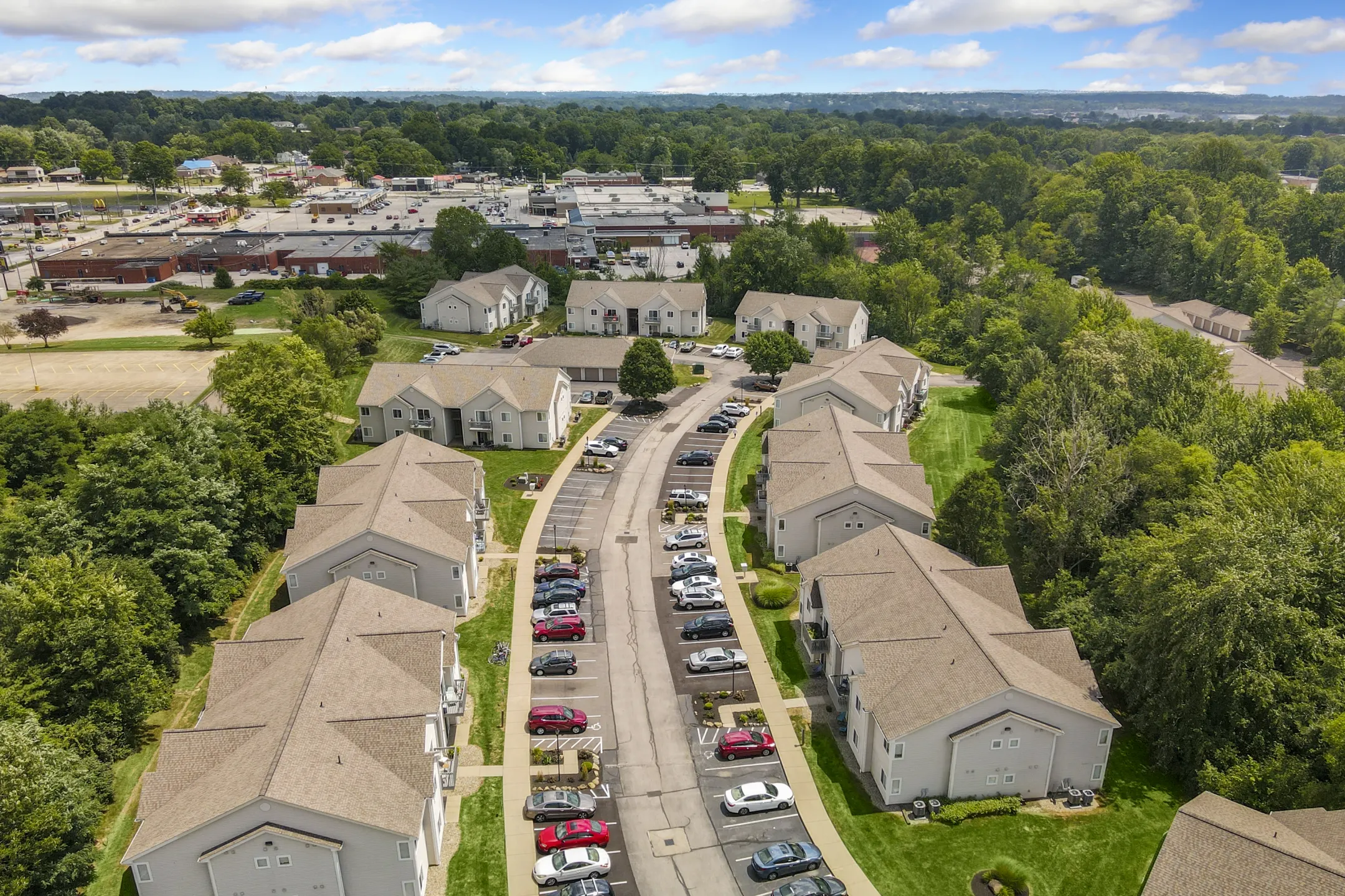 Columbia Woods Apartments - Akron, OH 44314