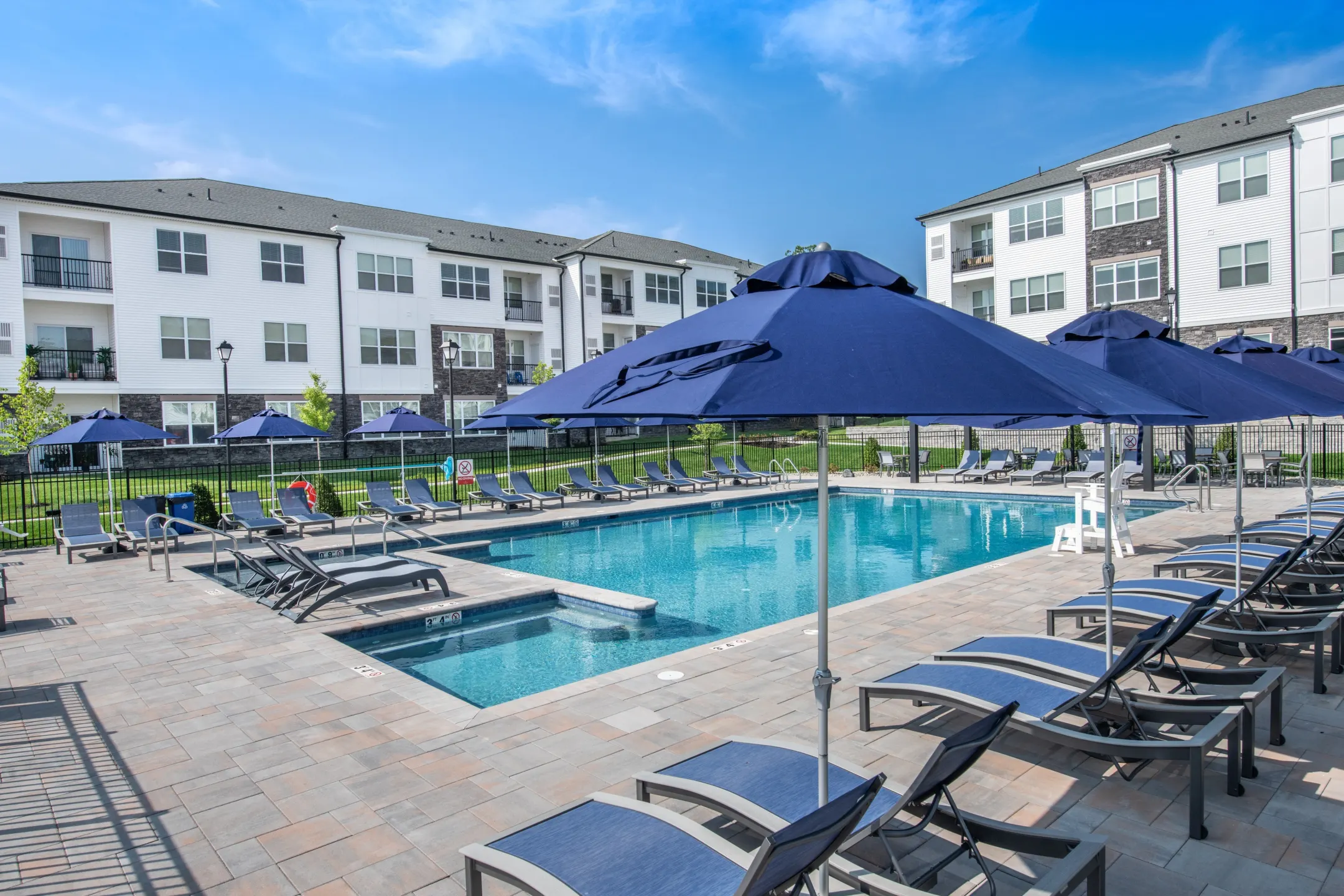 Camelot at Toms River 635 Bay Avenue Toms River, NJ Apartments for