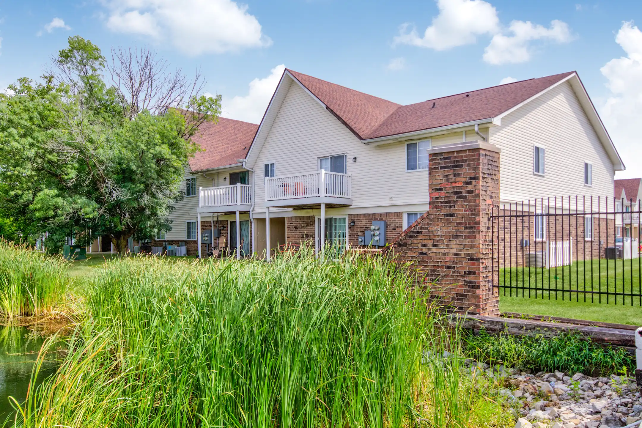 Waterstone Place Apartments Indianapolis, IN 46229