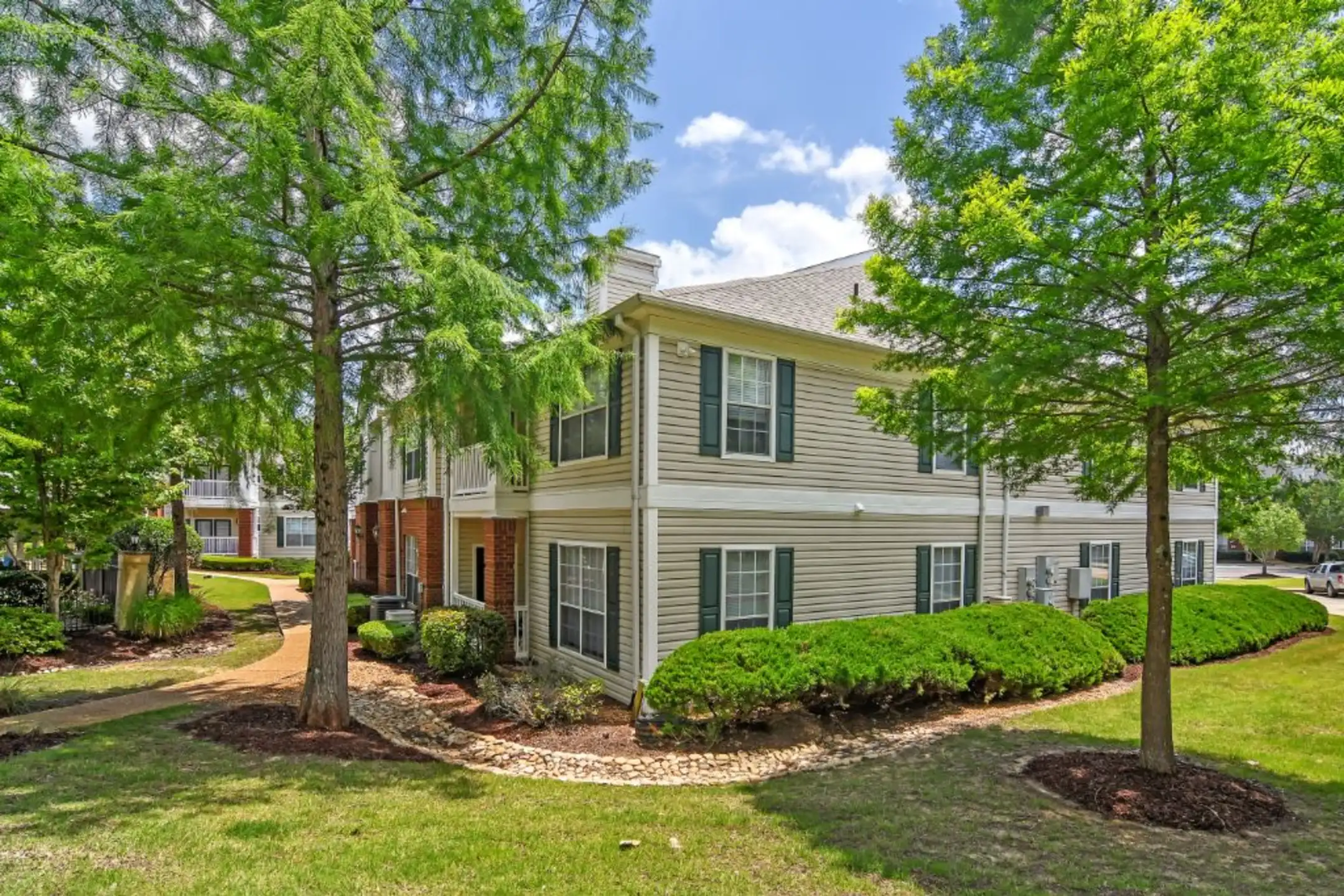 Legacy Apartments Ridgeland, MS 39157