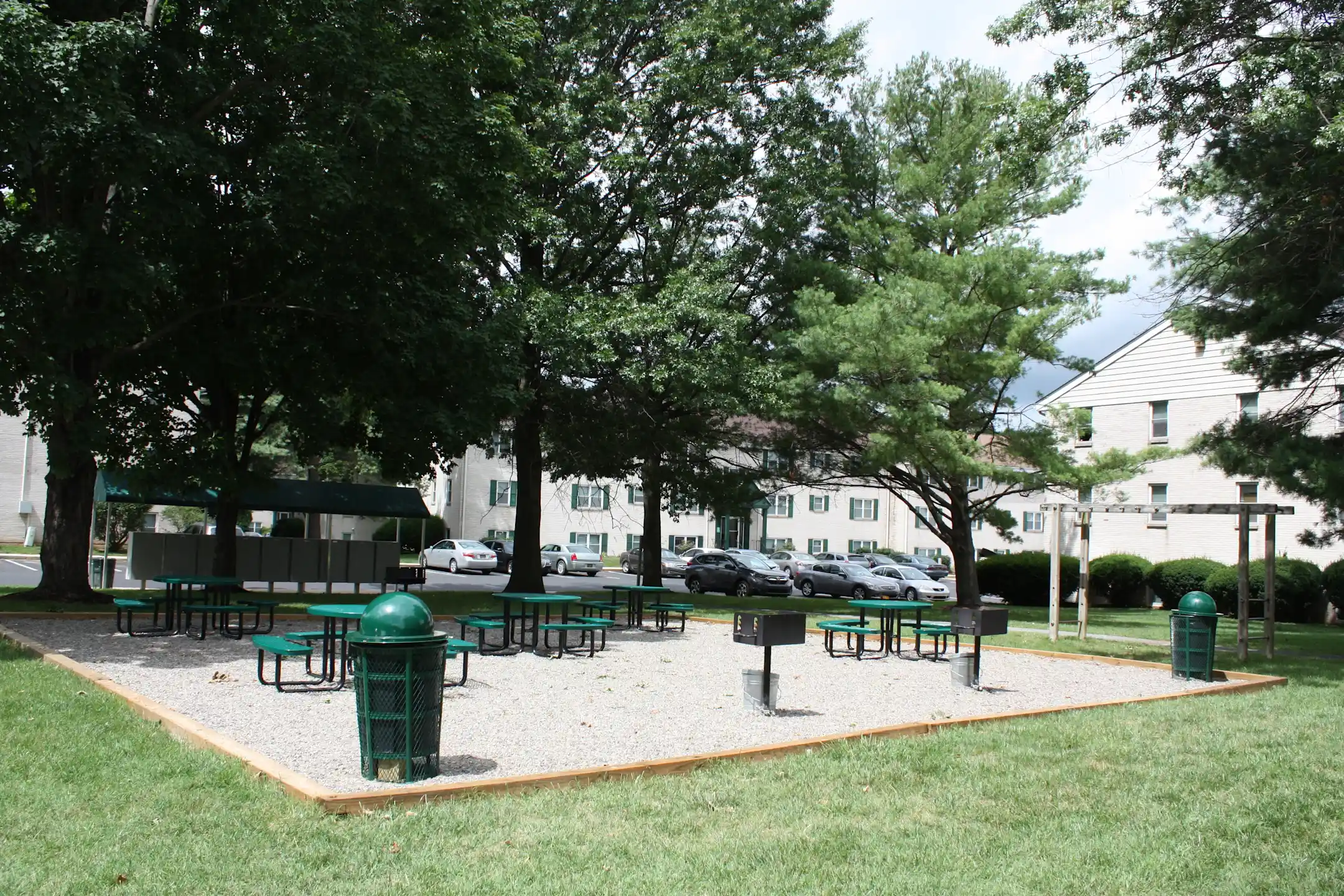 Harbor Club Apartments 26 Cheswold Blvd Newark, DE Apartments for