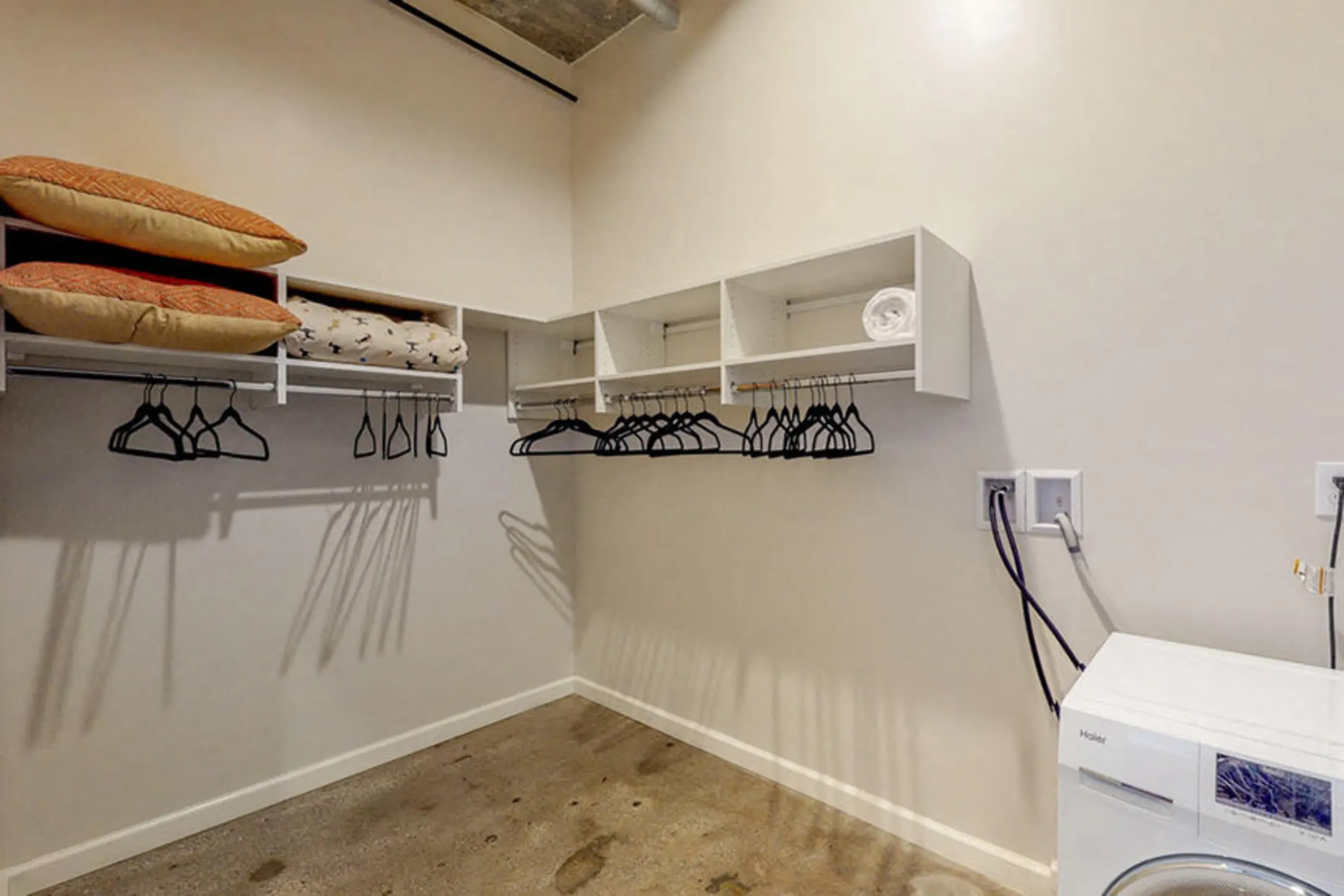 The Knick Apartments Albany, NY 12210