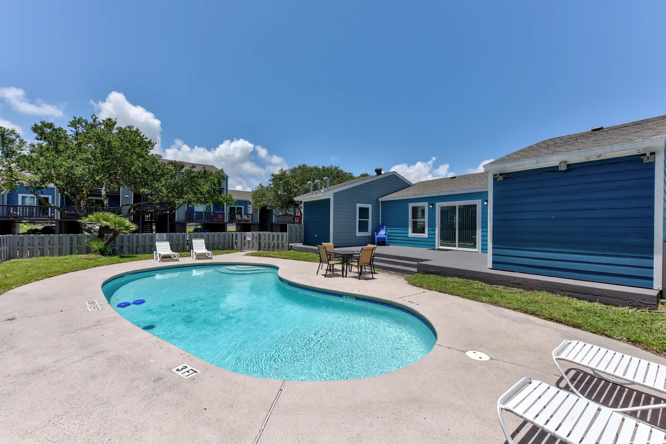 Bay Shore Apartments 203 E Ransom Rd Aransas Pass, TX Apartments