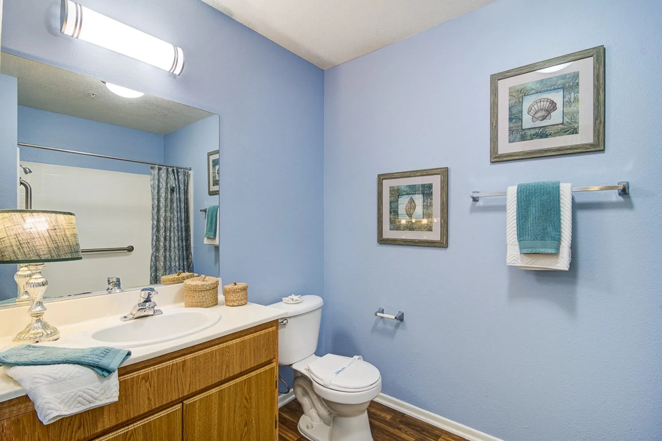 Bathroom - Palm Island Senior Living +55 - Fountain Valley, CA