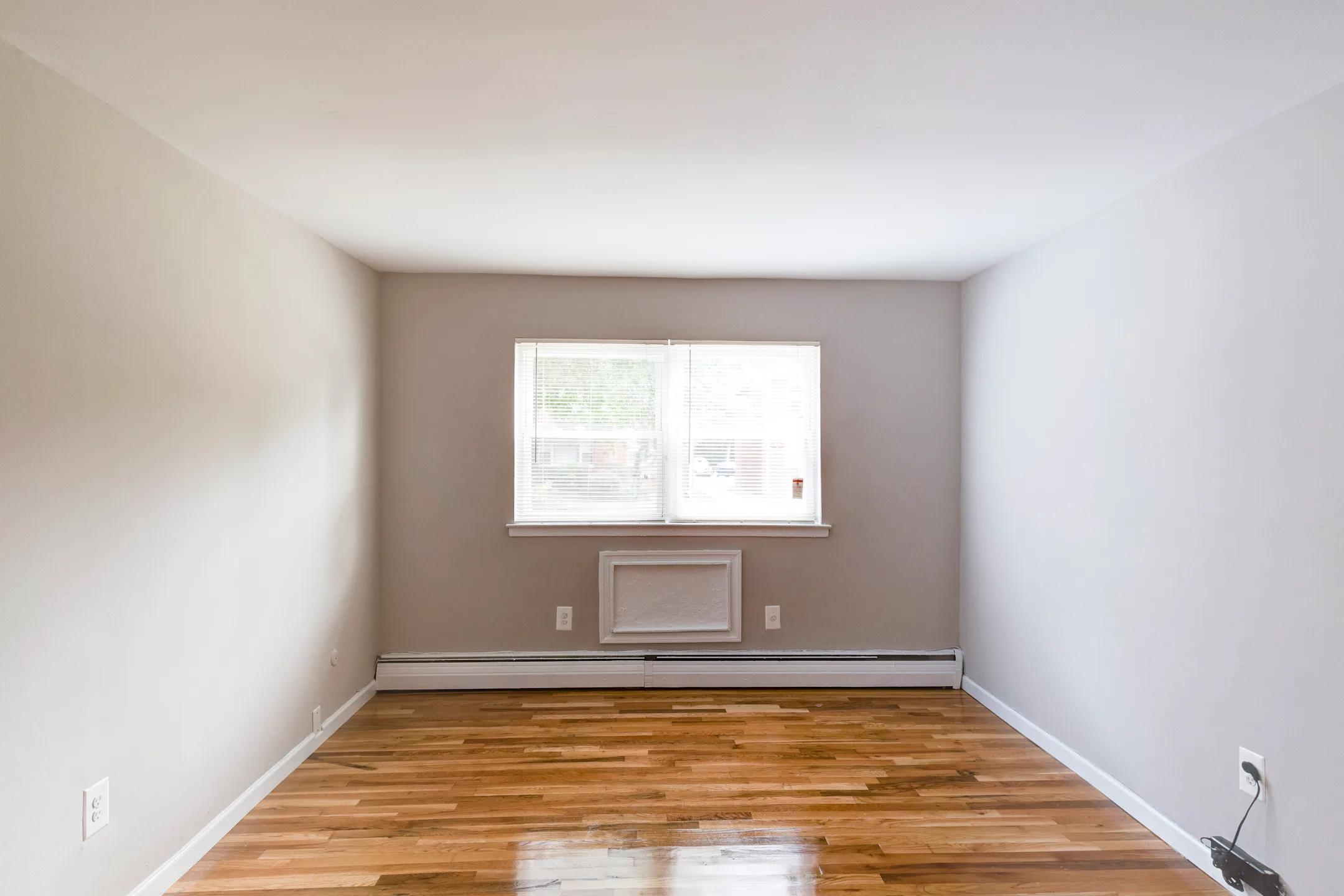 Stratford Apartments Apartments Old Bridge, NJ 08857