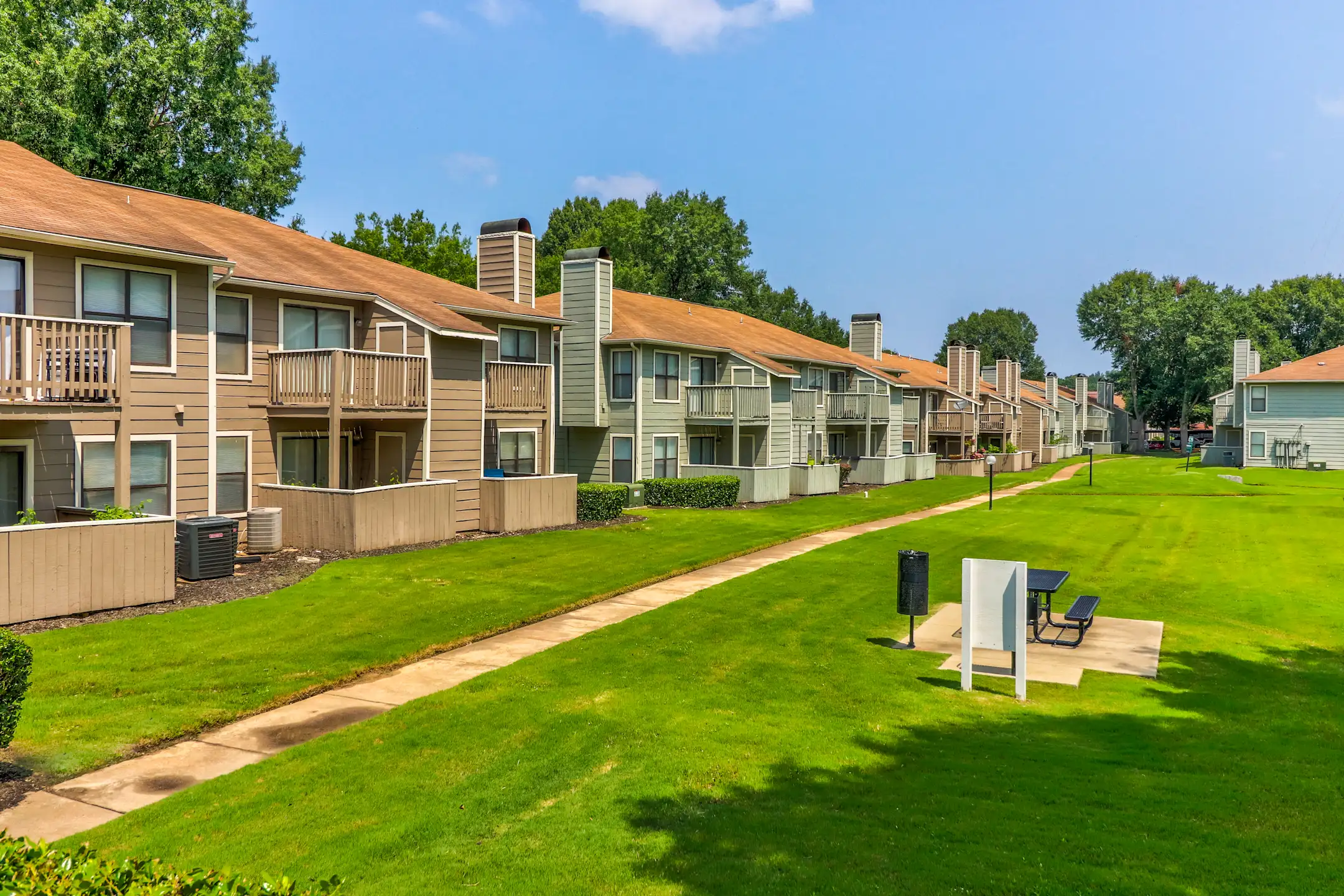Canterbury Woods 6520 Macon Rd Memphis, TN Apartments for Rent Rent.