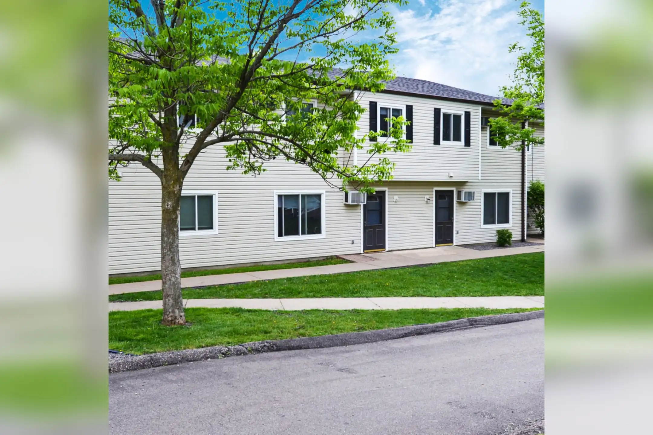 Carver Ridge Townhomes 340 Crosstown Blvd Chaska, MN Townhomes for