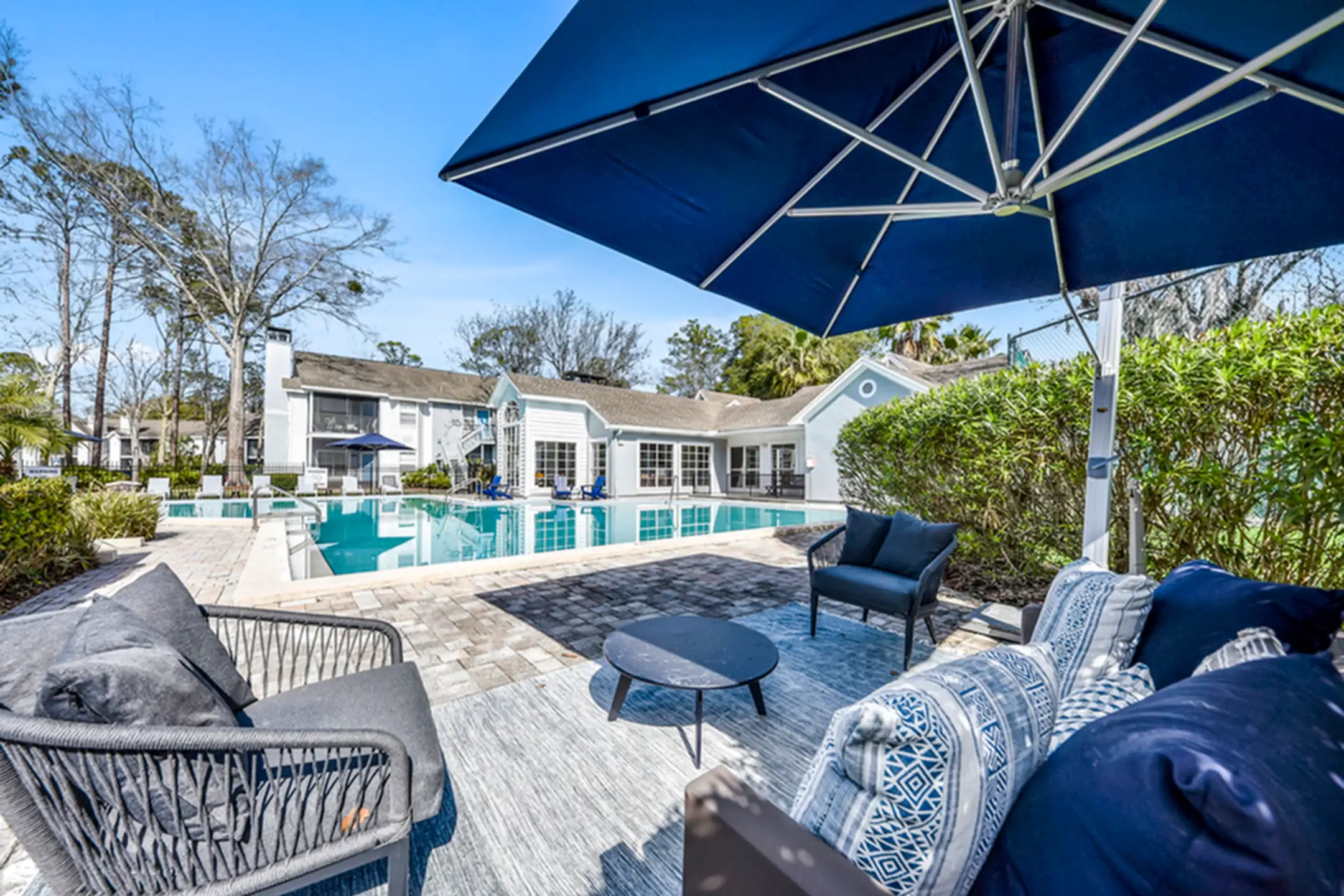 Elliot Baymeadows Apartments 9480 Princeton Square Blvd S