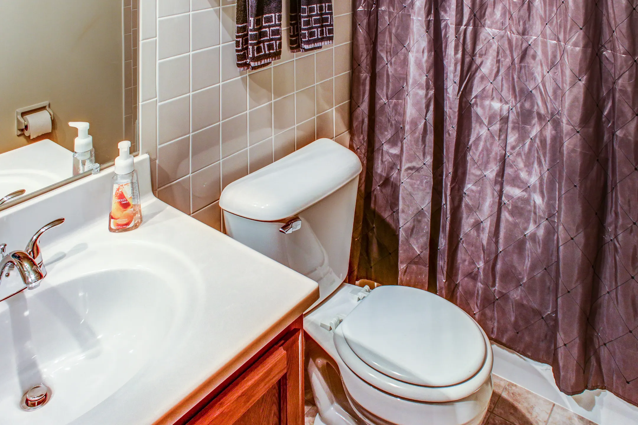 White Oak Farms Apartments White Oak, PA 15131