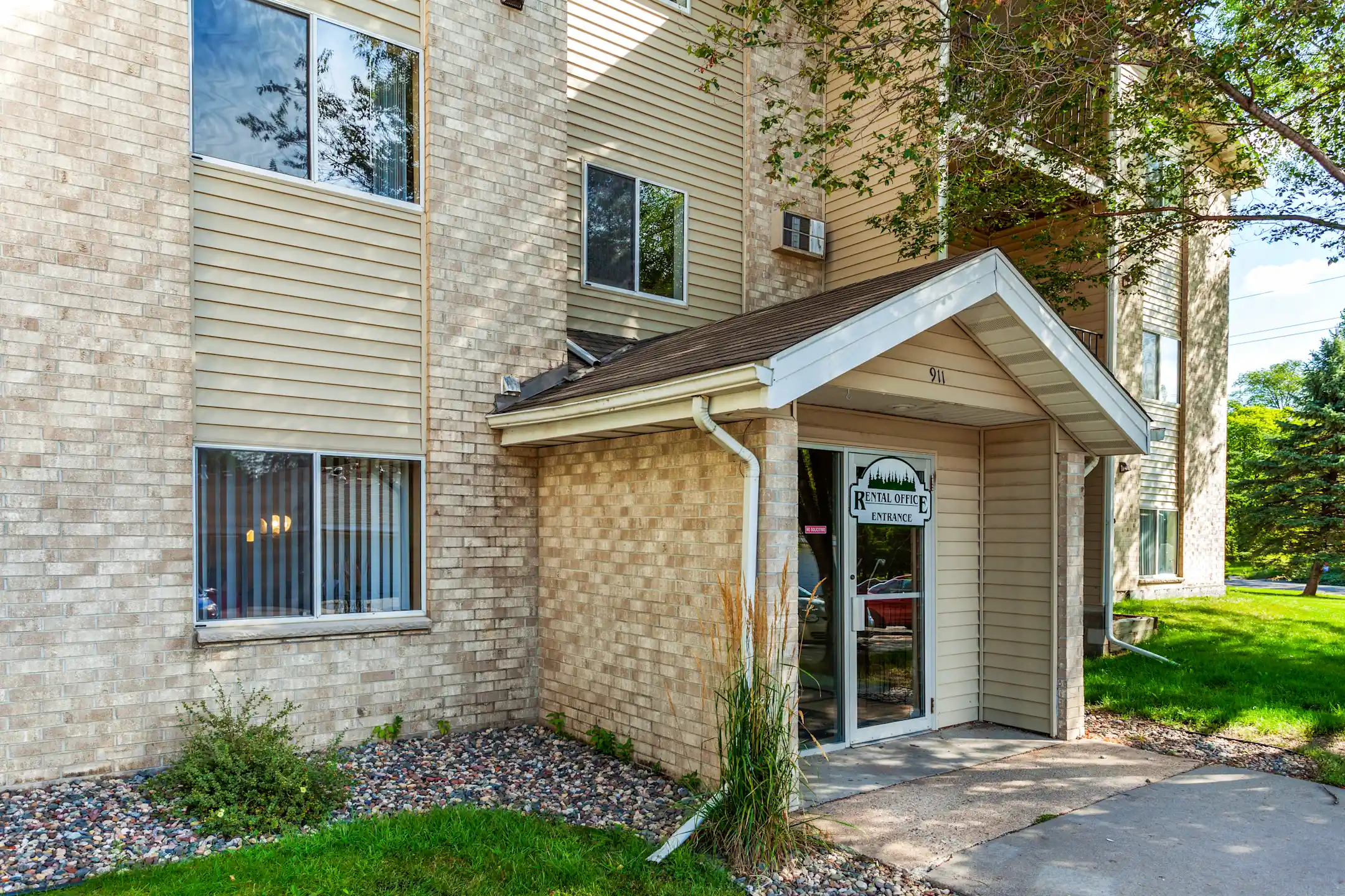 Evergreen Square Apartments Buffalo, MN 55313