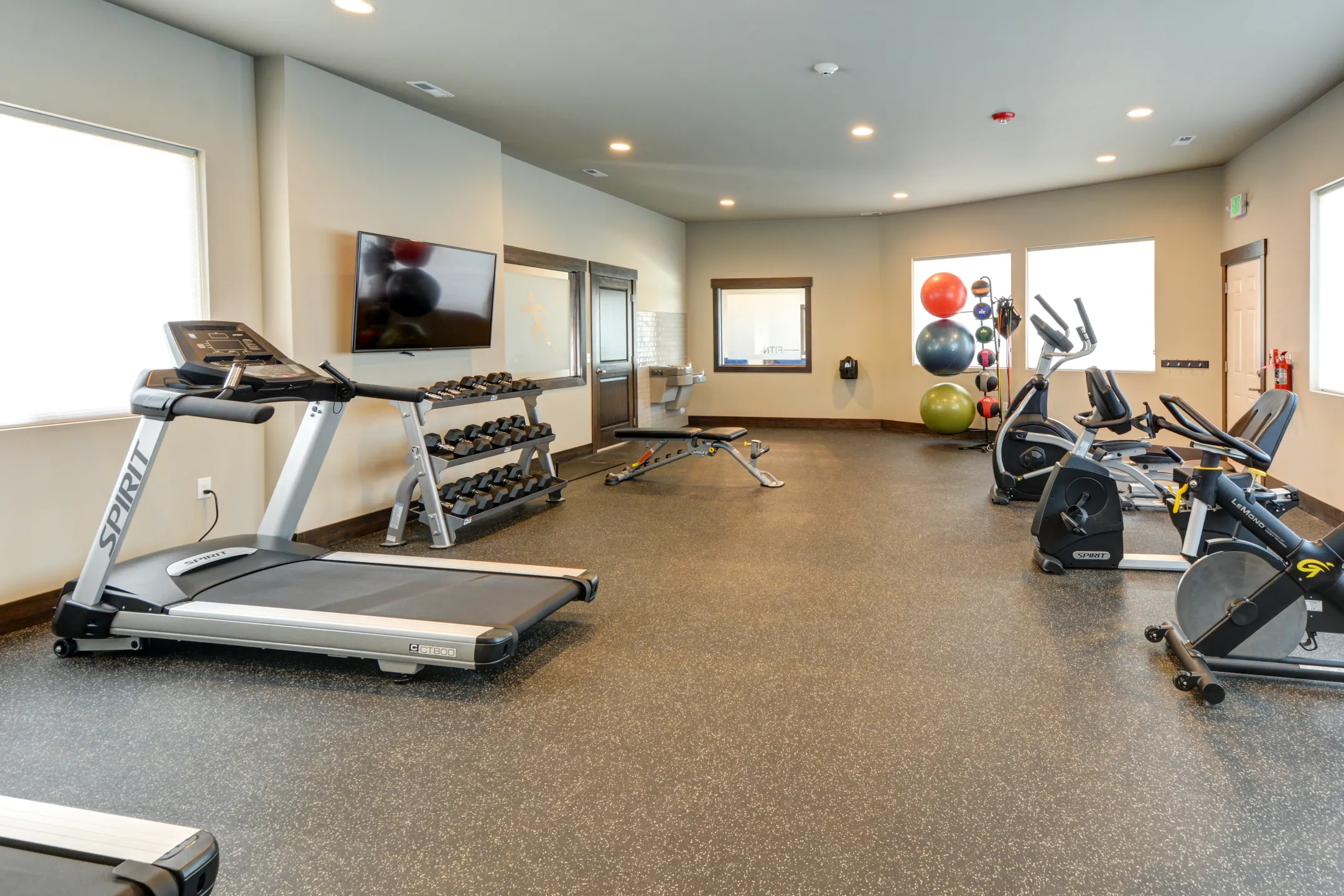 Fitness Weight Room - Crown Pointe Apartments - Post Falls, ID