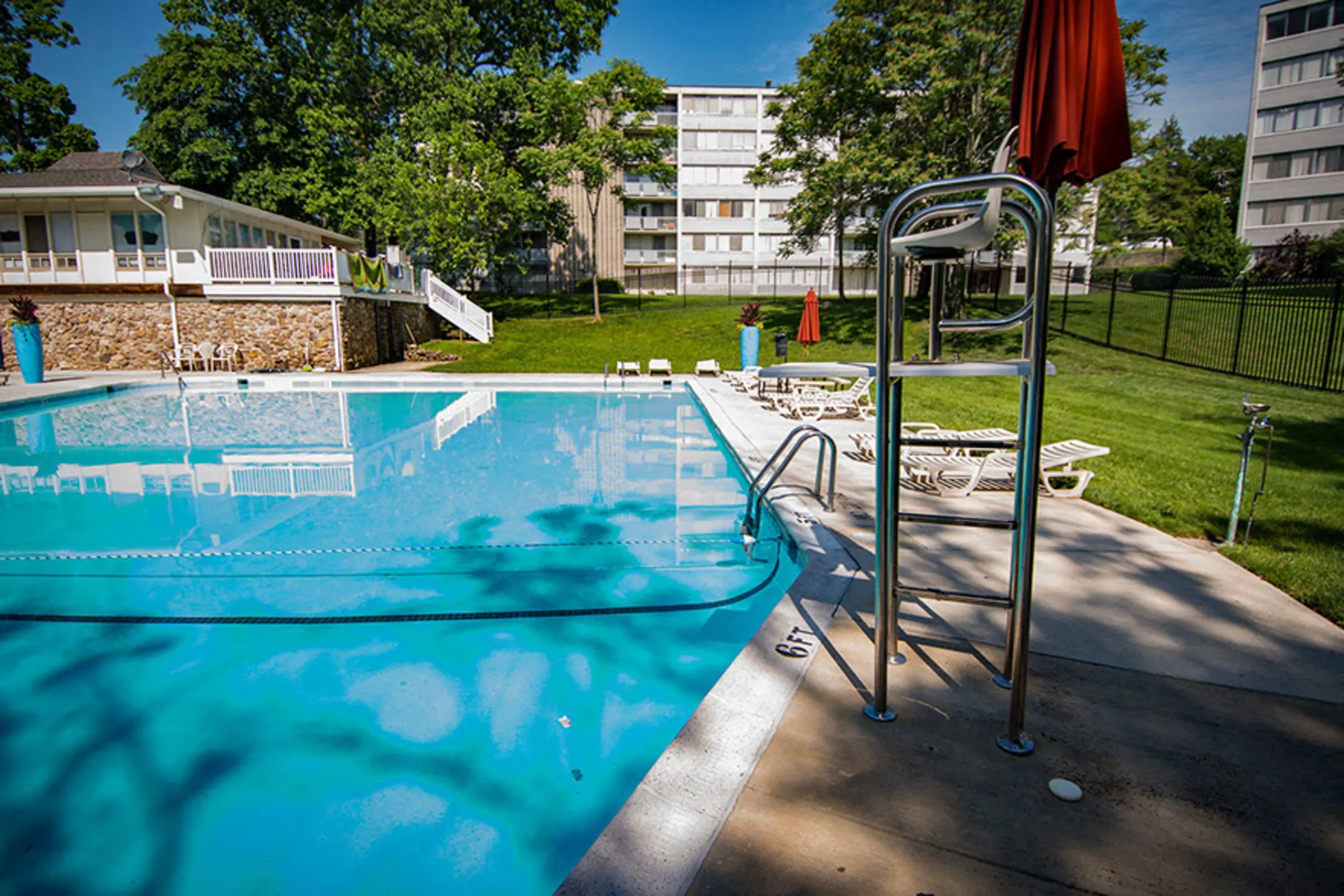 Pool - Heritage Park - Adelphi, MD