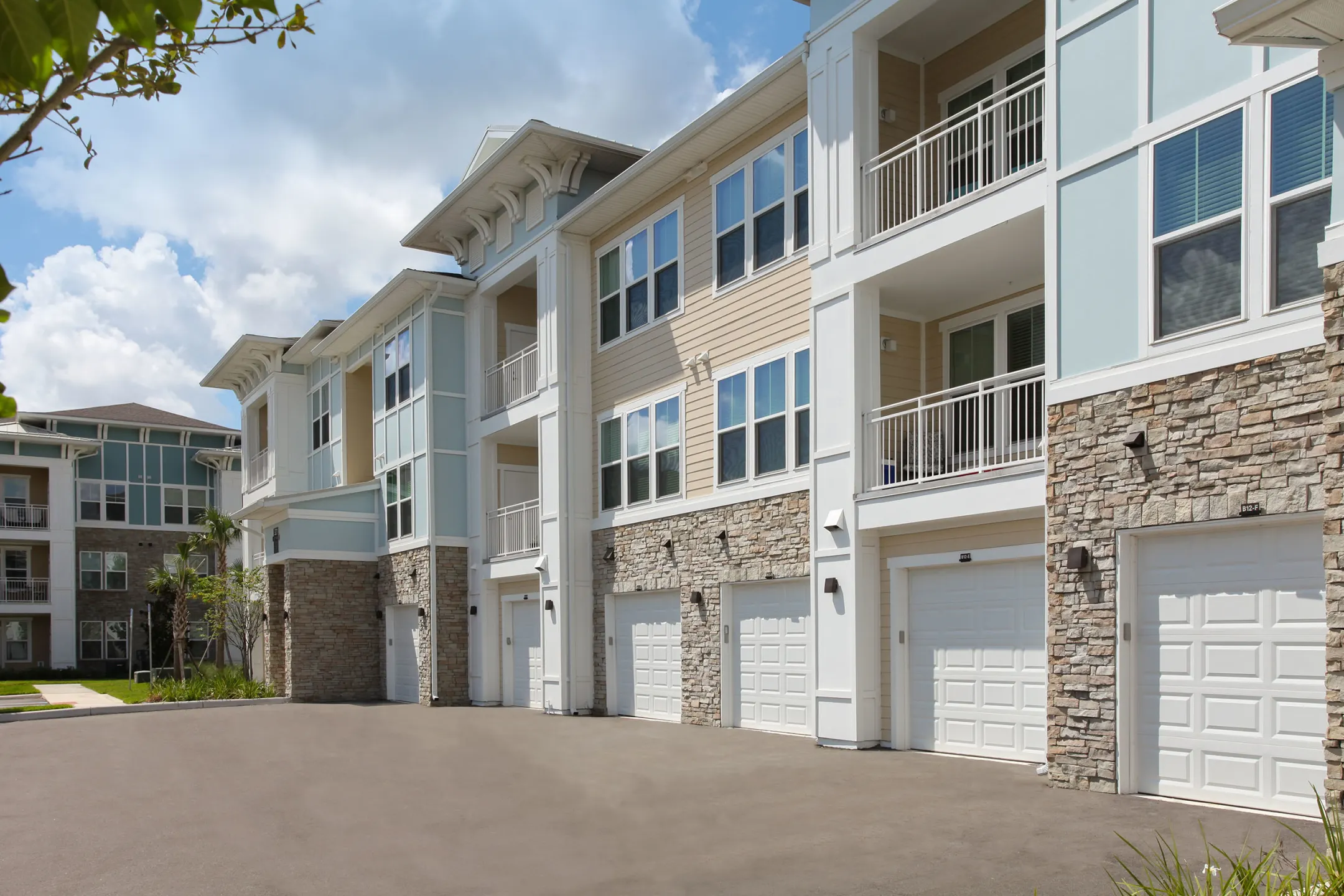 Legacy Union Square Apartments Davenport, FL 33896