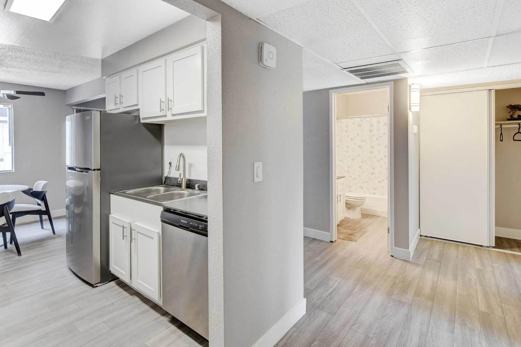 West Edge Apartments - Las Vegas, NV 89107