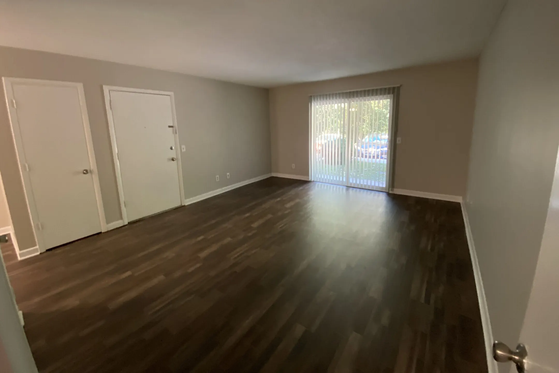 Living Room - River Ridge Apartments - Columbia, SC