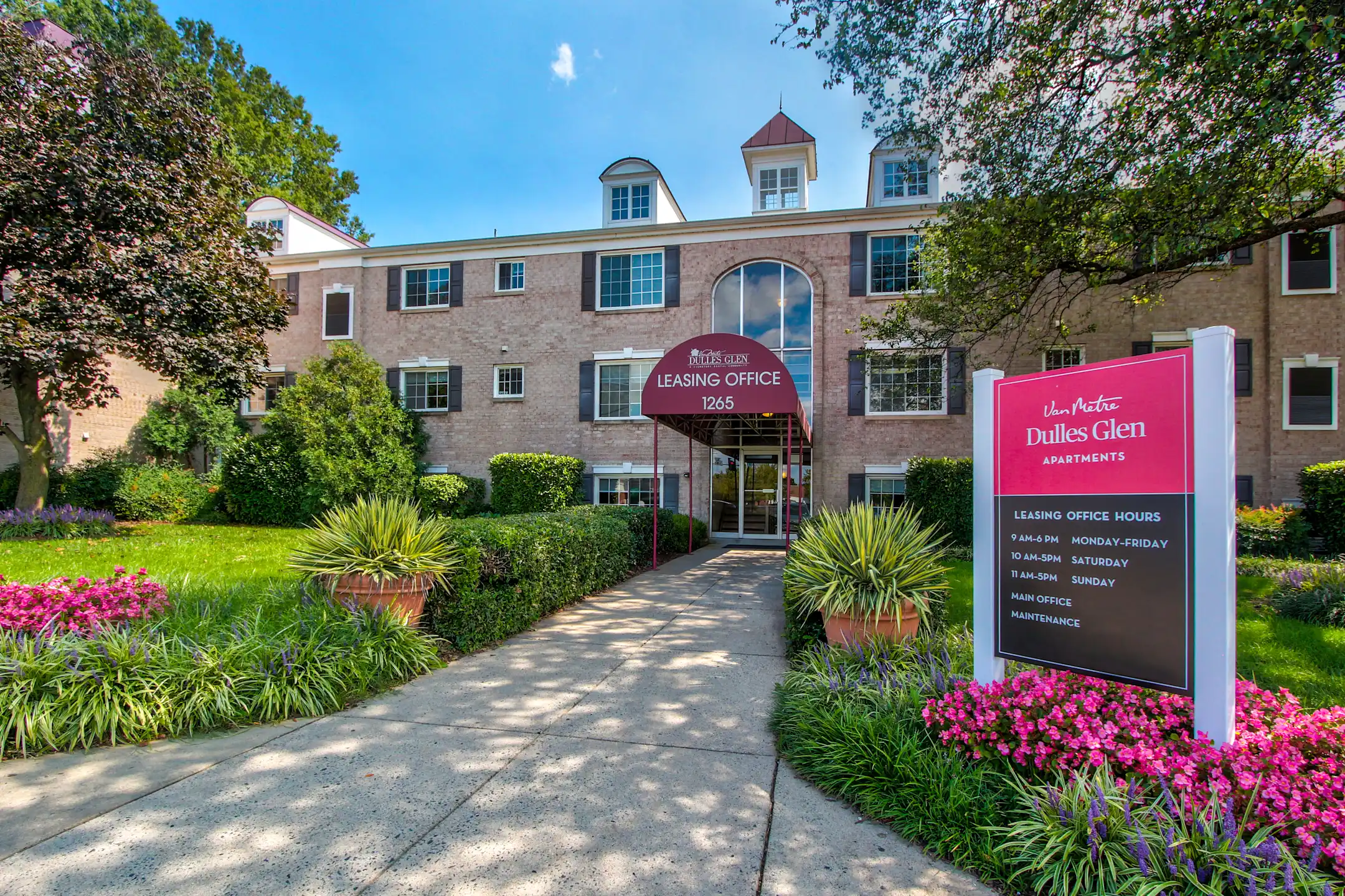 Dulles Glen 1265 Elden St Herndon, VA Apartments for Rent Rent.