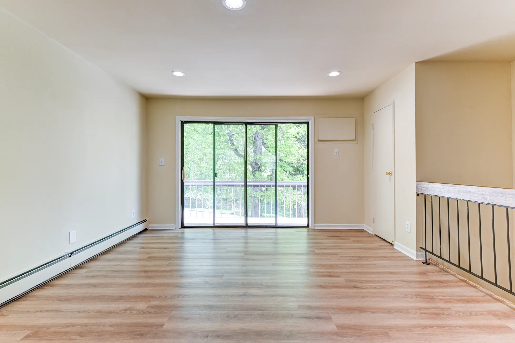 Eagle Rock/Hensyn Village Apartments Budd Lake, NJ 07828