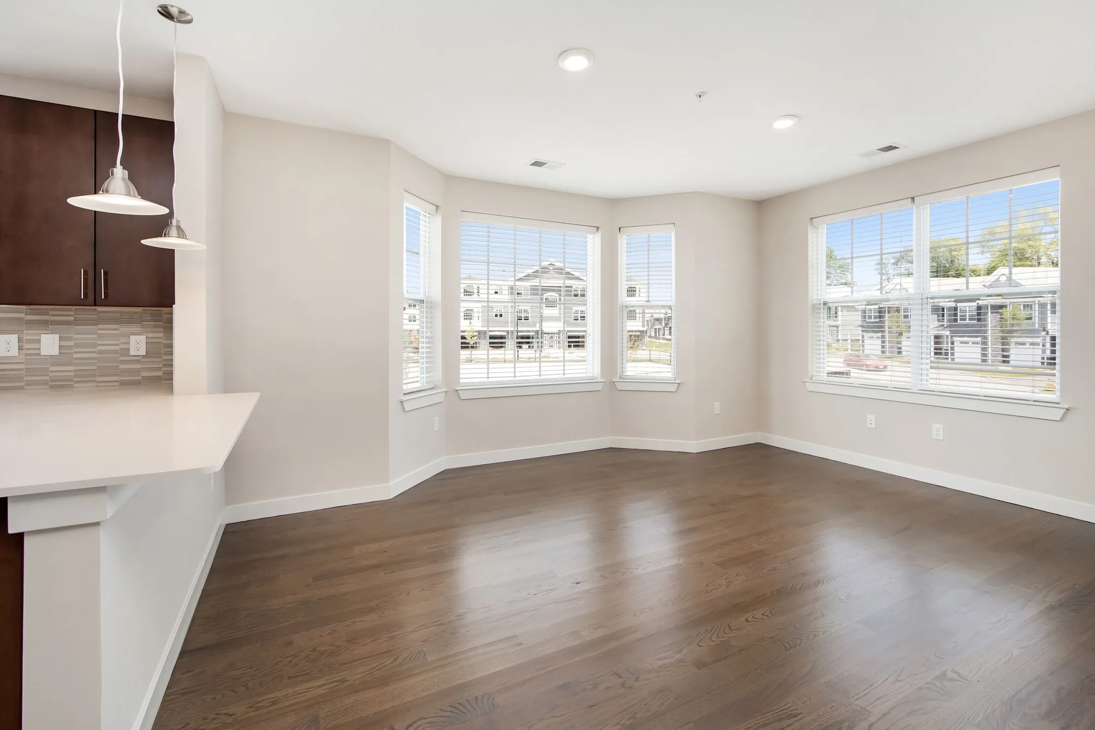 Camelot at Marlboro 98 Lukas Blvd. NJ Apartments for