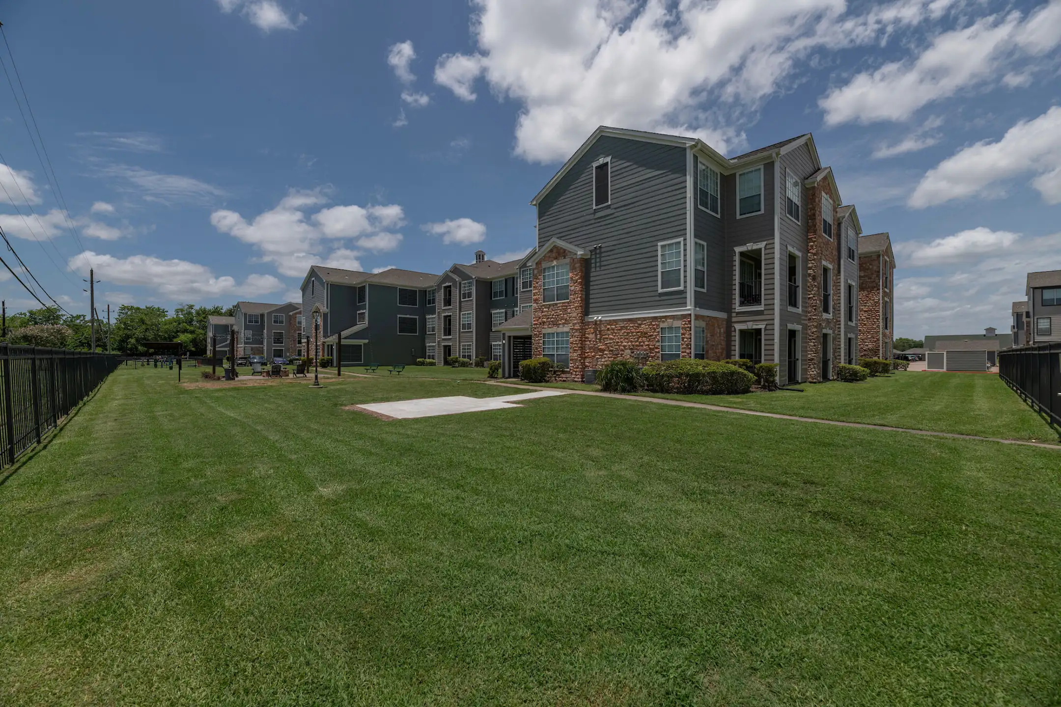 2800 Tranquility Apartments Pearland, TX 77584