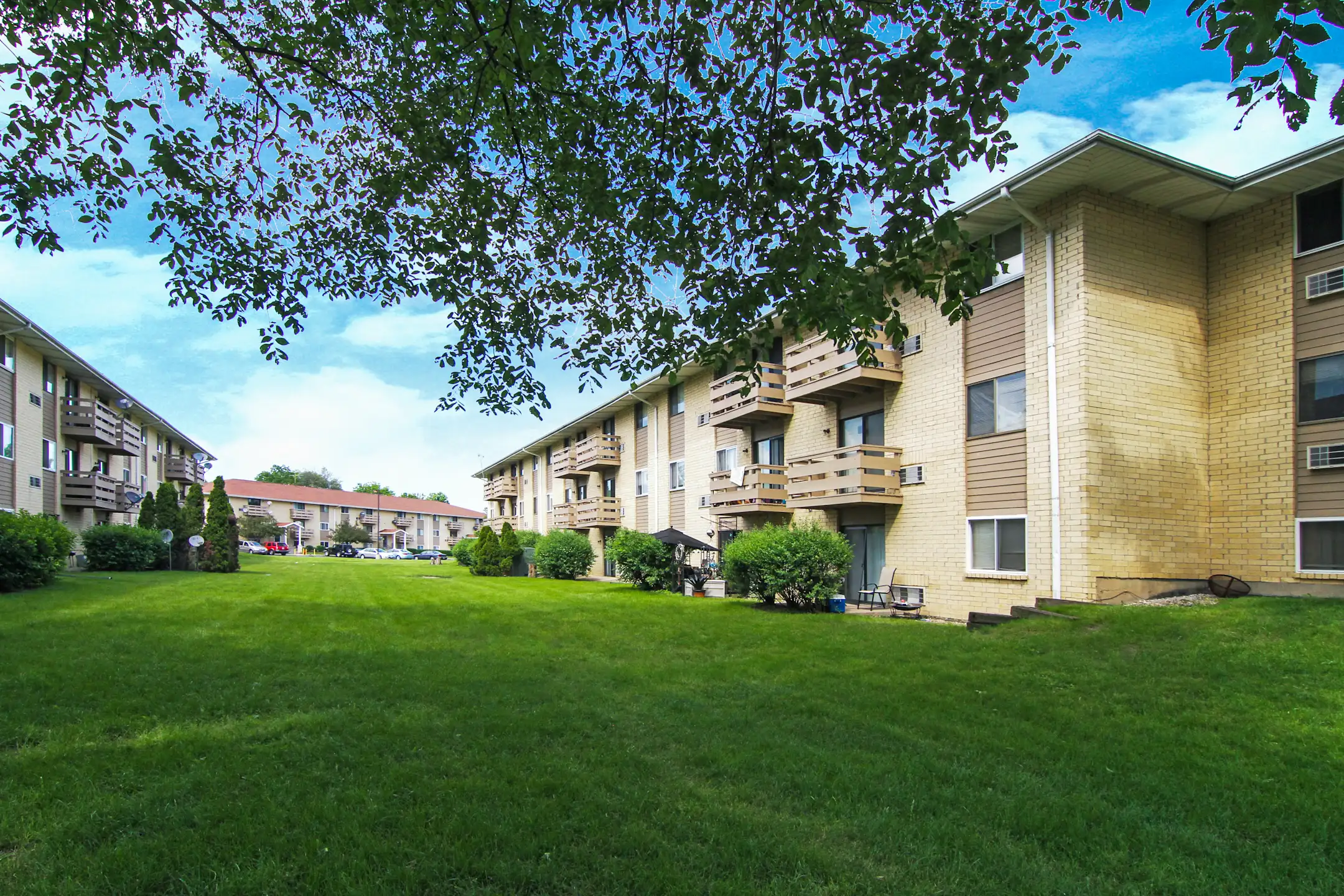 Park Terrace Apartments Park City, IL 60085