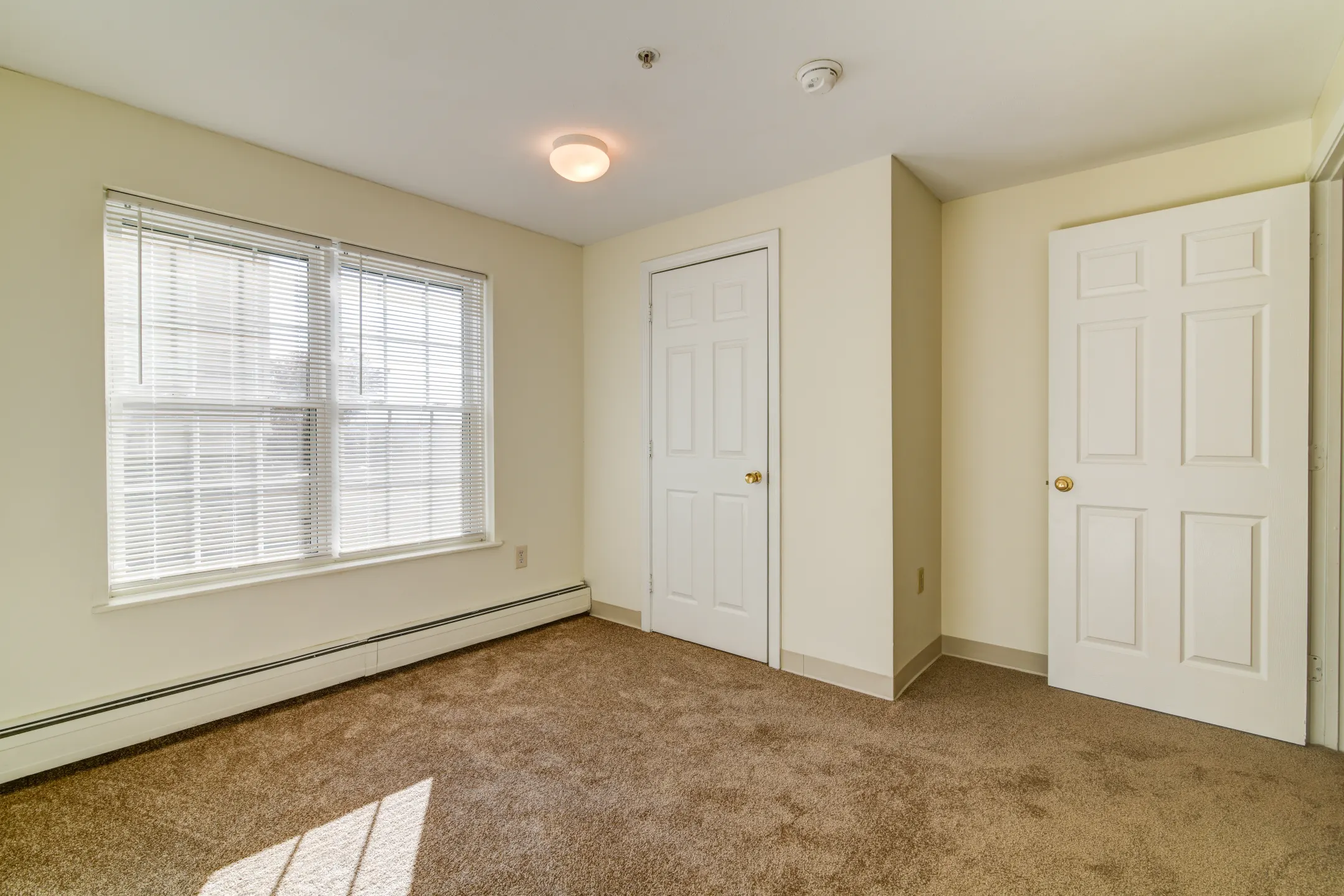 The Residences at Summit Pointe Apartments Manchester, NH 03104