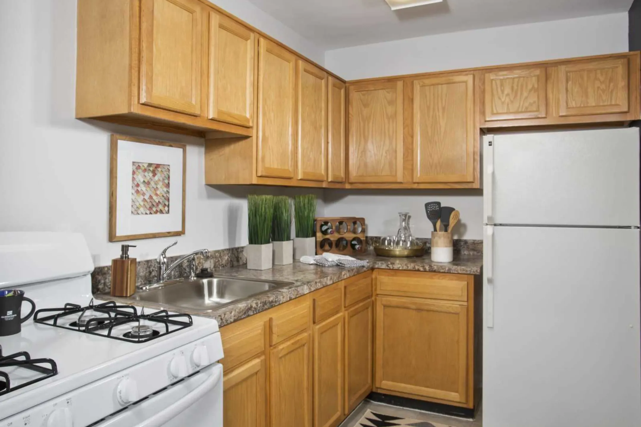 Kitchen - Queenstown - Mount Rainier, MD