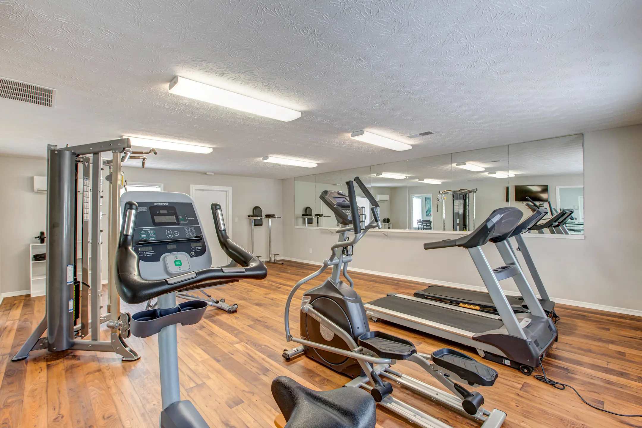 Fitness Weight Room - The Reserve at Stockbridge - Stockbridge, GA