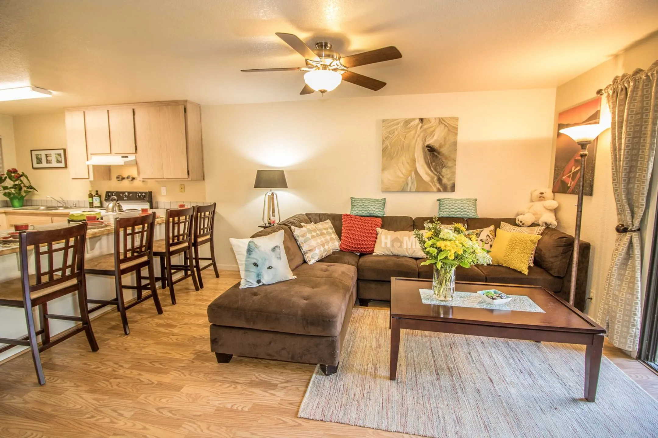 Pomona West College Apartments 815 Pomona Ave Chico, CA Apartments