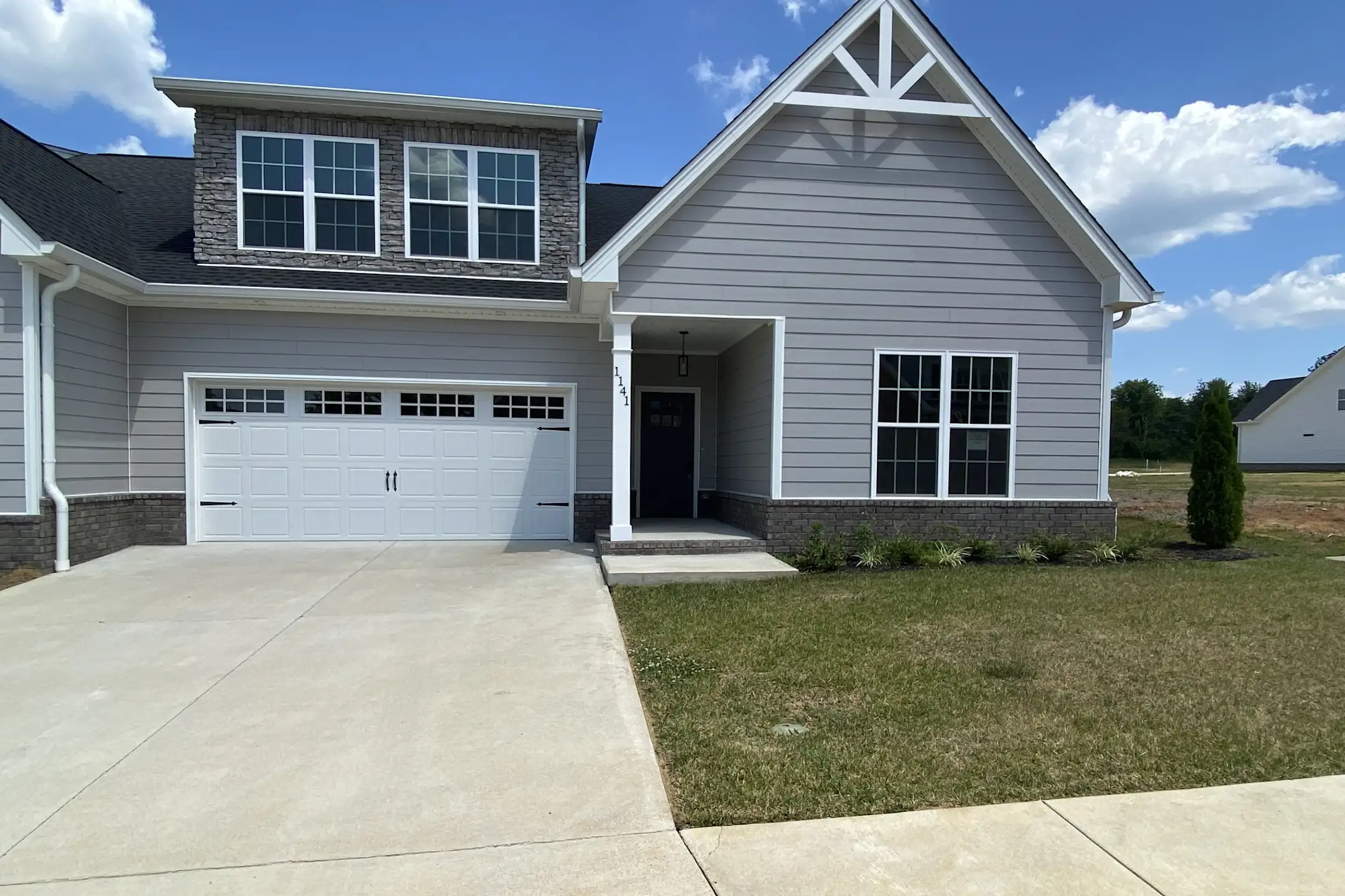1141 Malinda Ln  