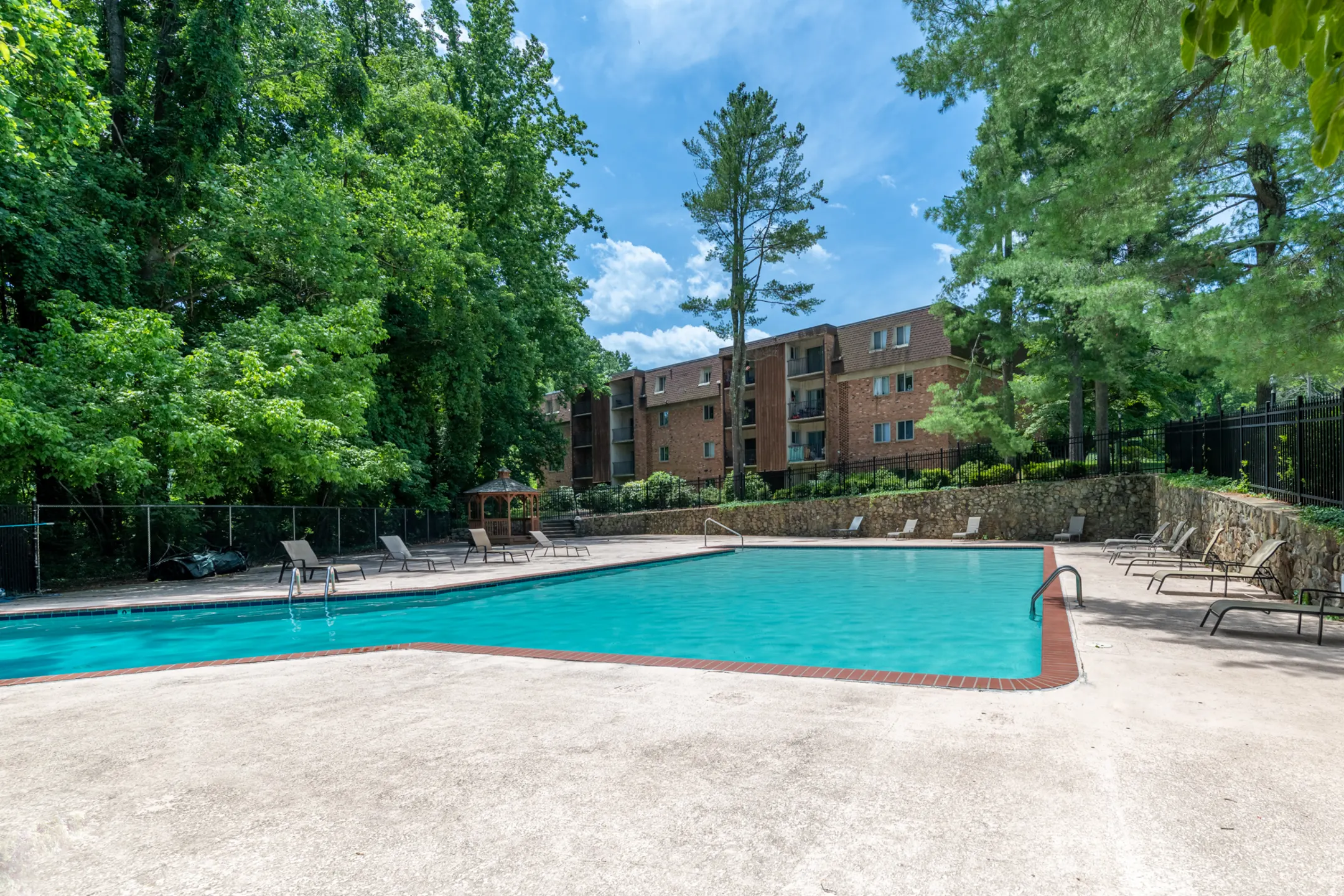 Pool - University Heights Apartments - Charlottesville, VA
