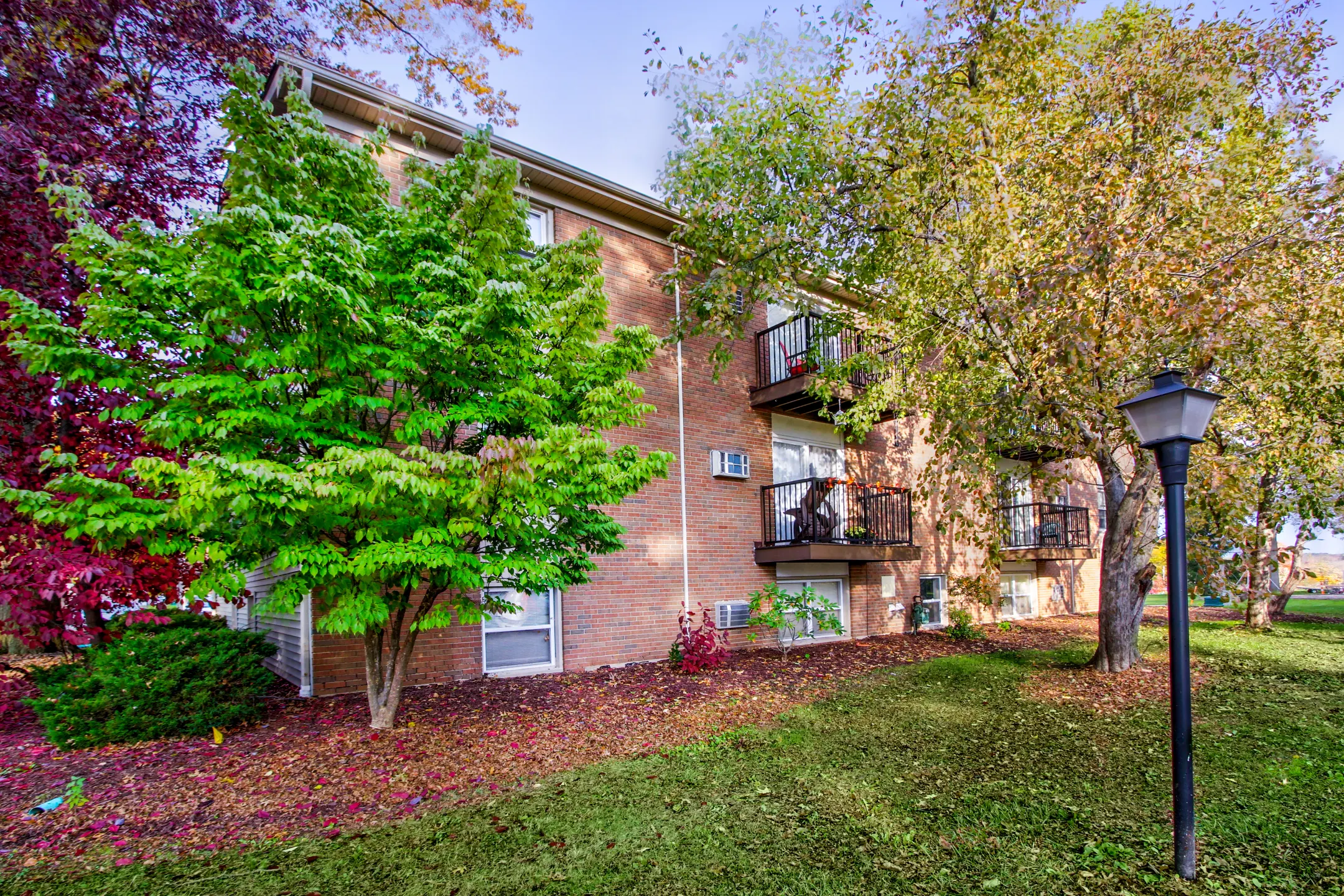 Woodgate North Apartments 709 Sapp Rd Ravenna, OH Apartments for