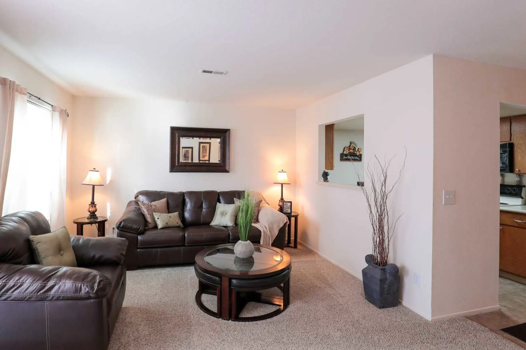 Living Room - Eaglerock Village Apartments - Wichita, KS
