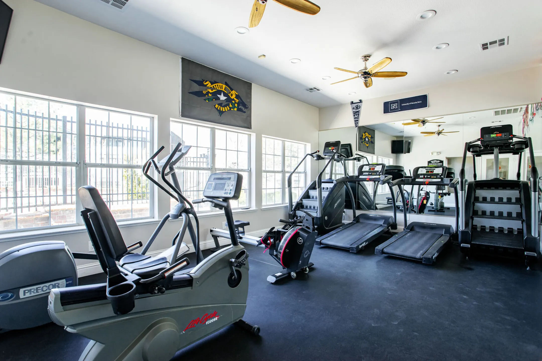 Fitness Weight Room - Vista Ridge Apartments - Reno, NV